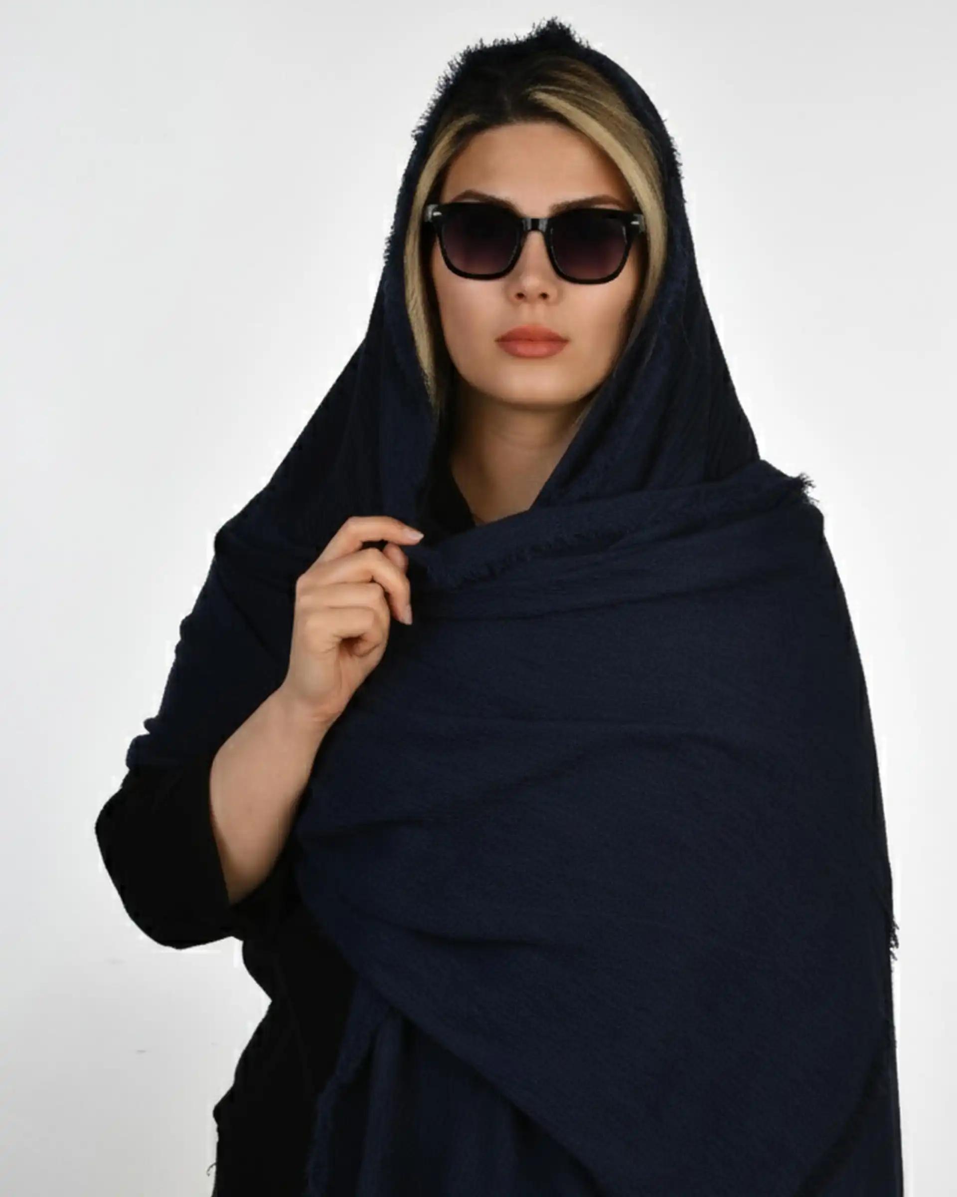 شال زنانه برشکا گرم بالا آماهی Amahi طرح ریشه پرزی