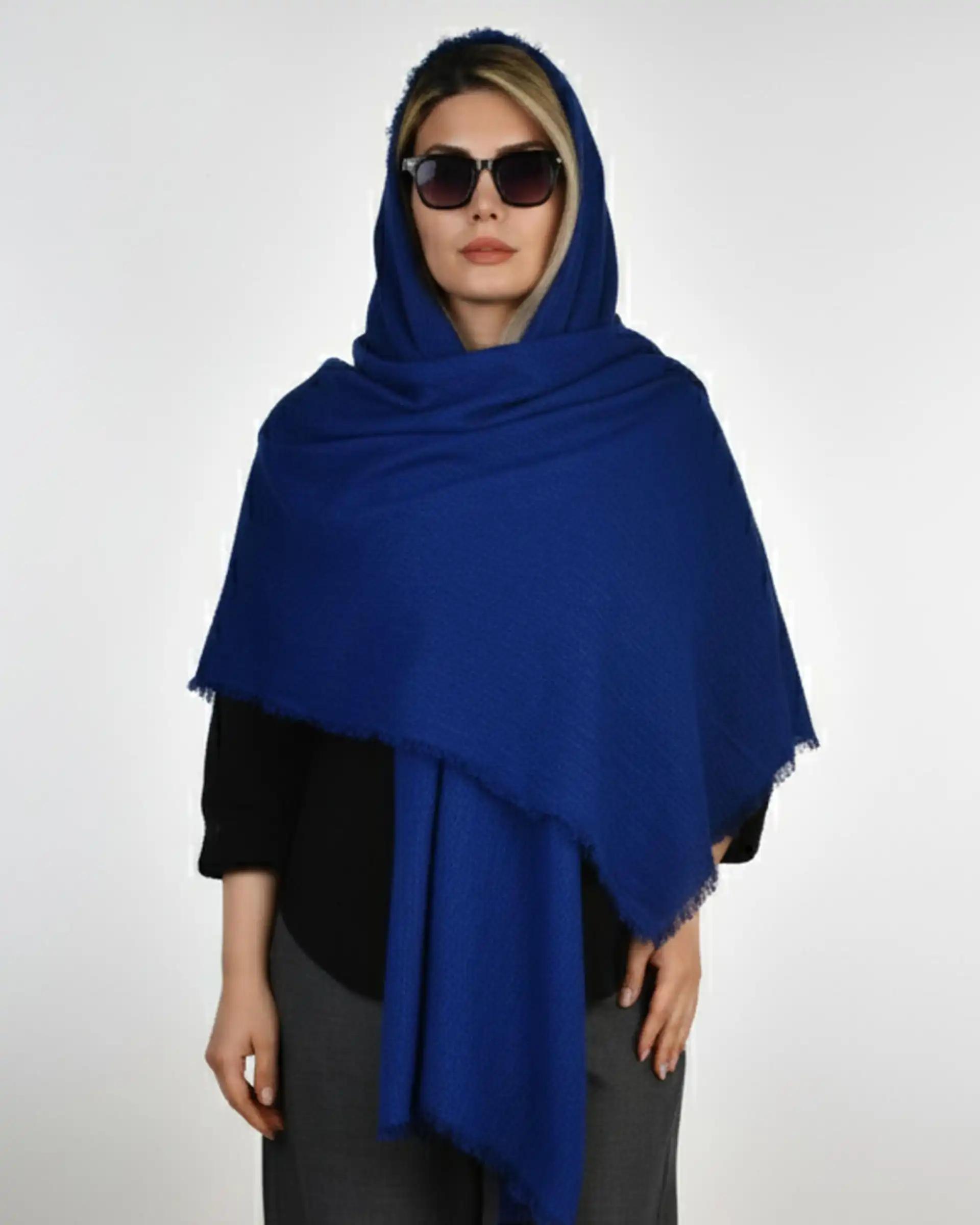 شال زنانه برشکا گرم بالا آماهی Amahi طرح ریشه پرزی