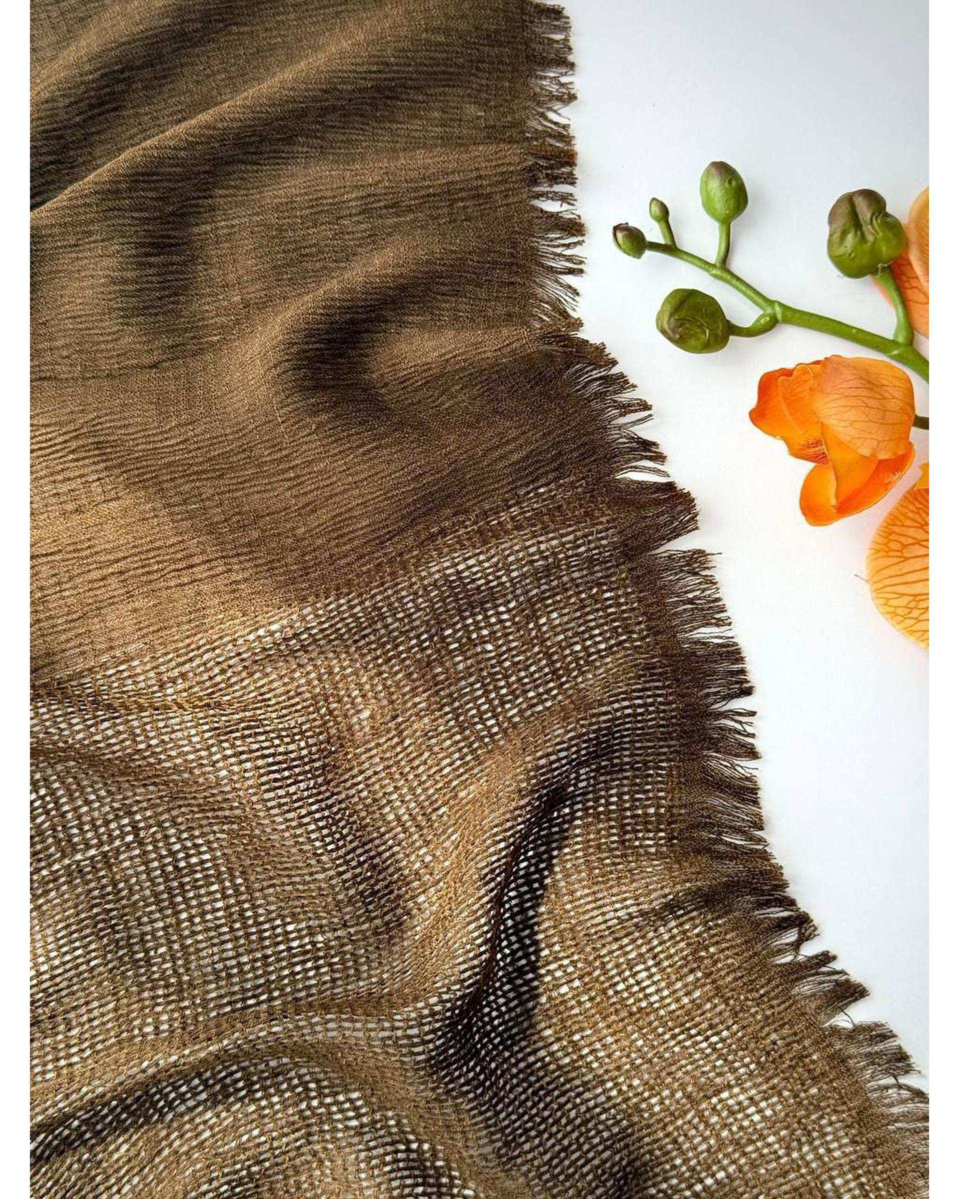 شال زنانه برشکا مدل کنفی حصیری