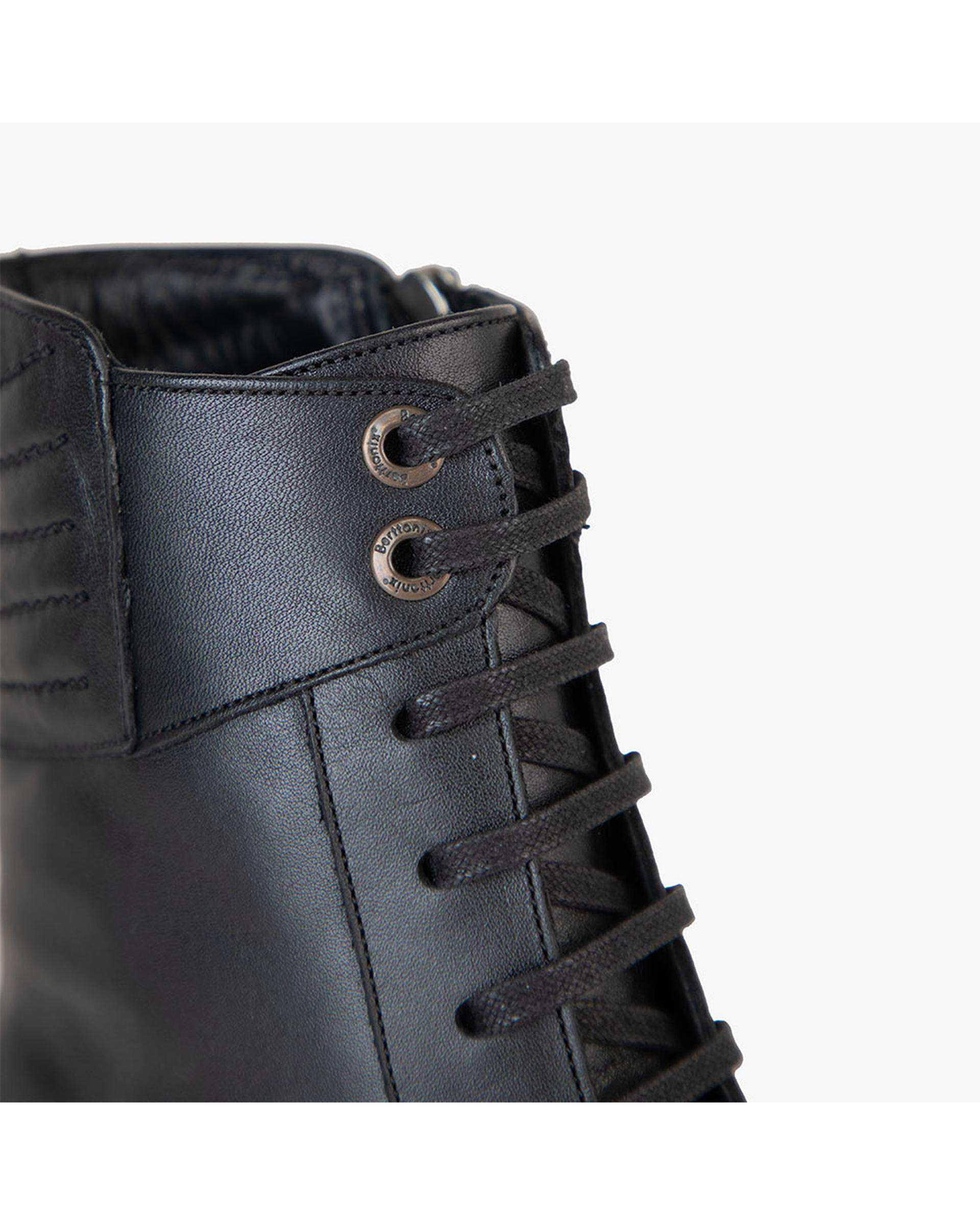 بوت چرم زنانه طبی مشکی برتونیکس Berttonix کد D 930