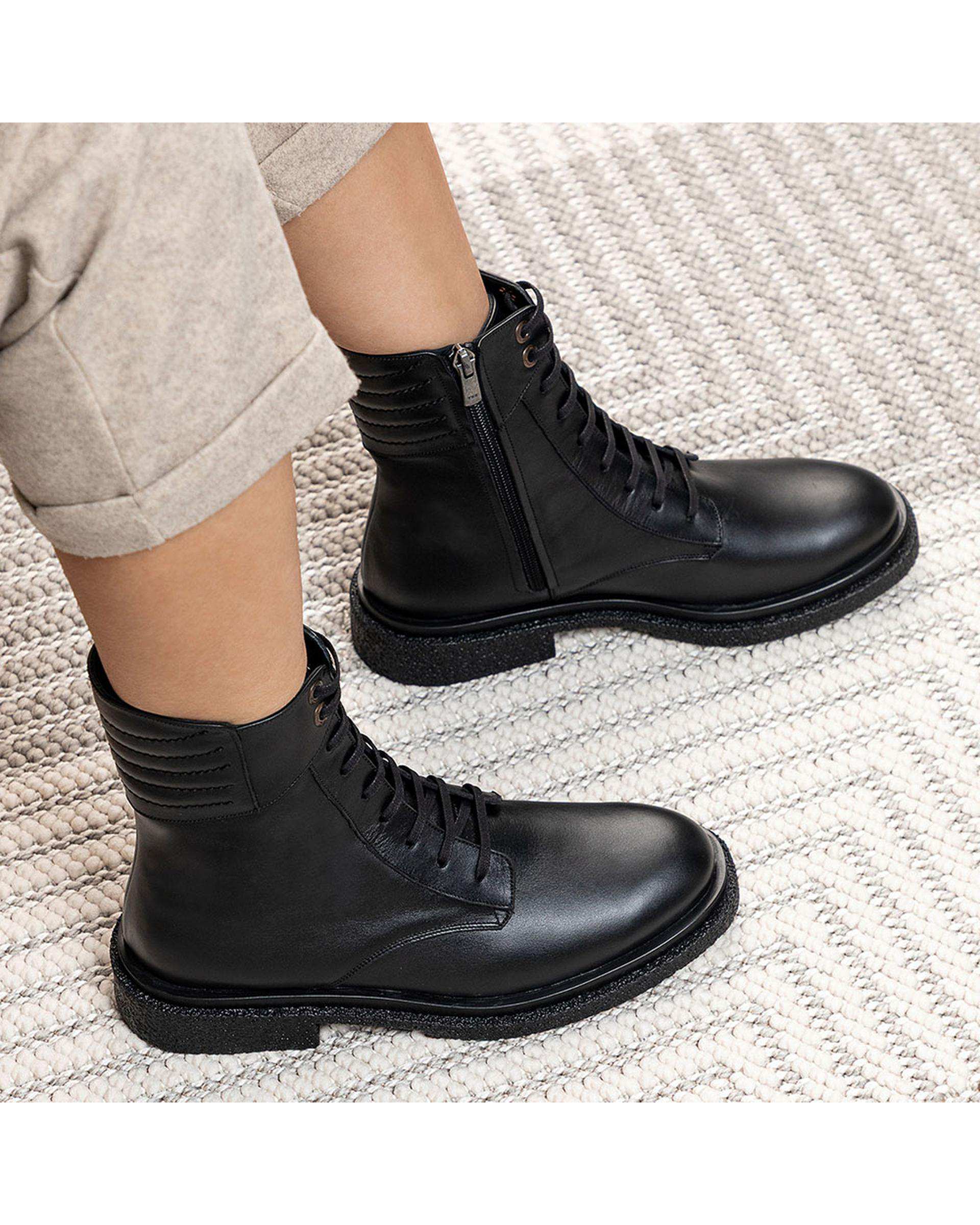 بوت چرم زنانه طبی مشکی برتونیکس Berttonix کد D 930