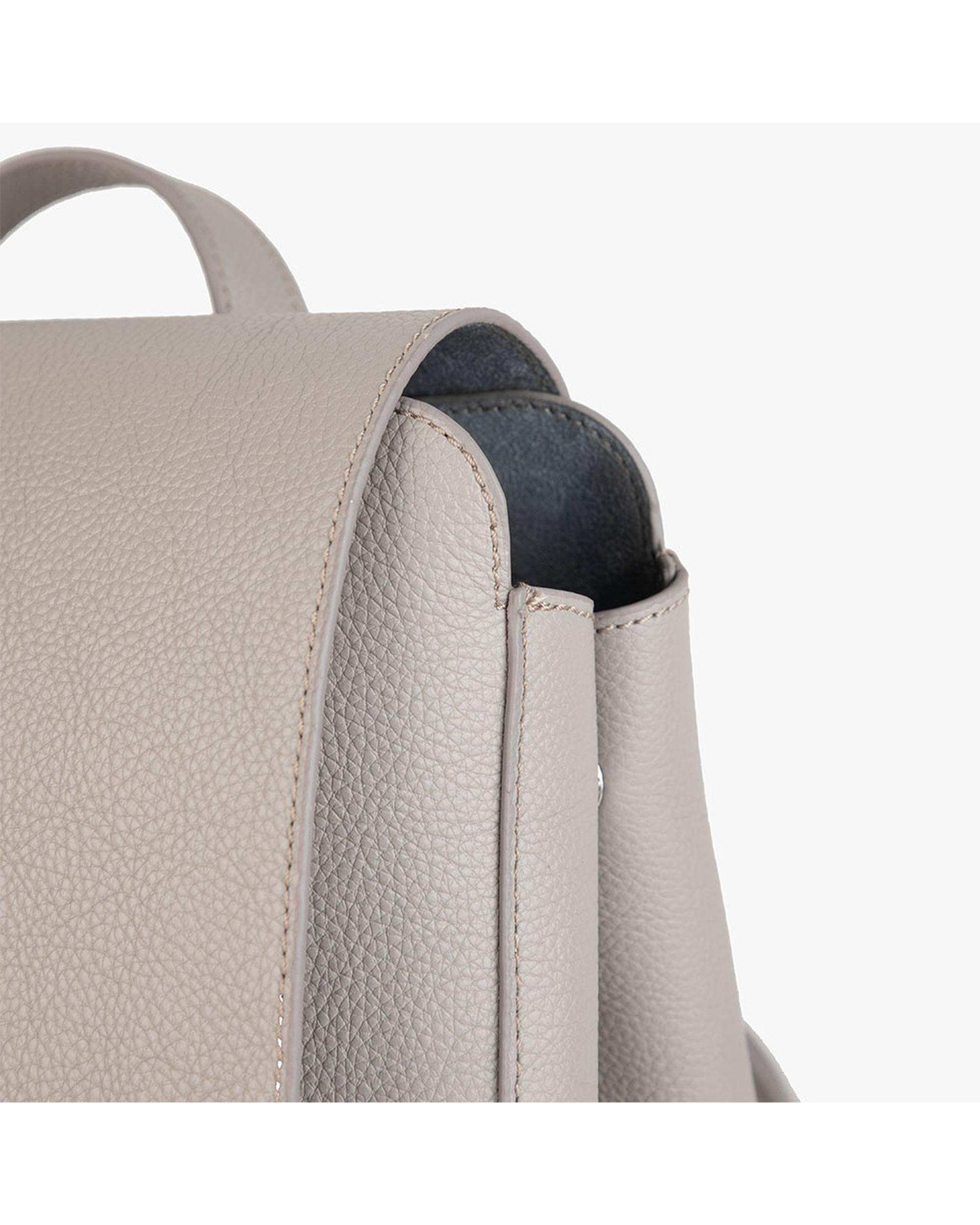 کوله پشتی چرم زنانه ویزون برتونیکس Berttonix کد 4043