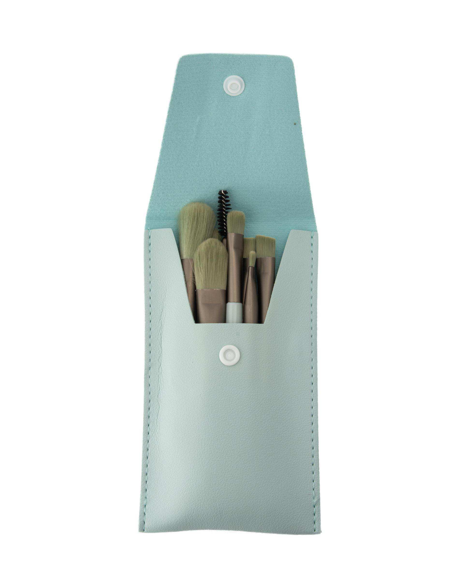 ست براش آرایشی سبز به همراه کیف بسته 8 عددی