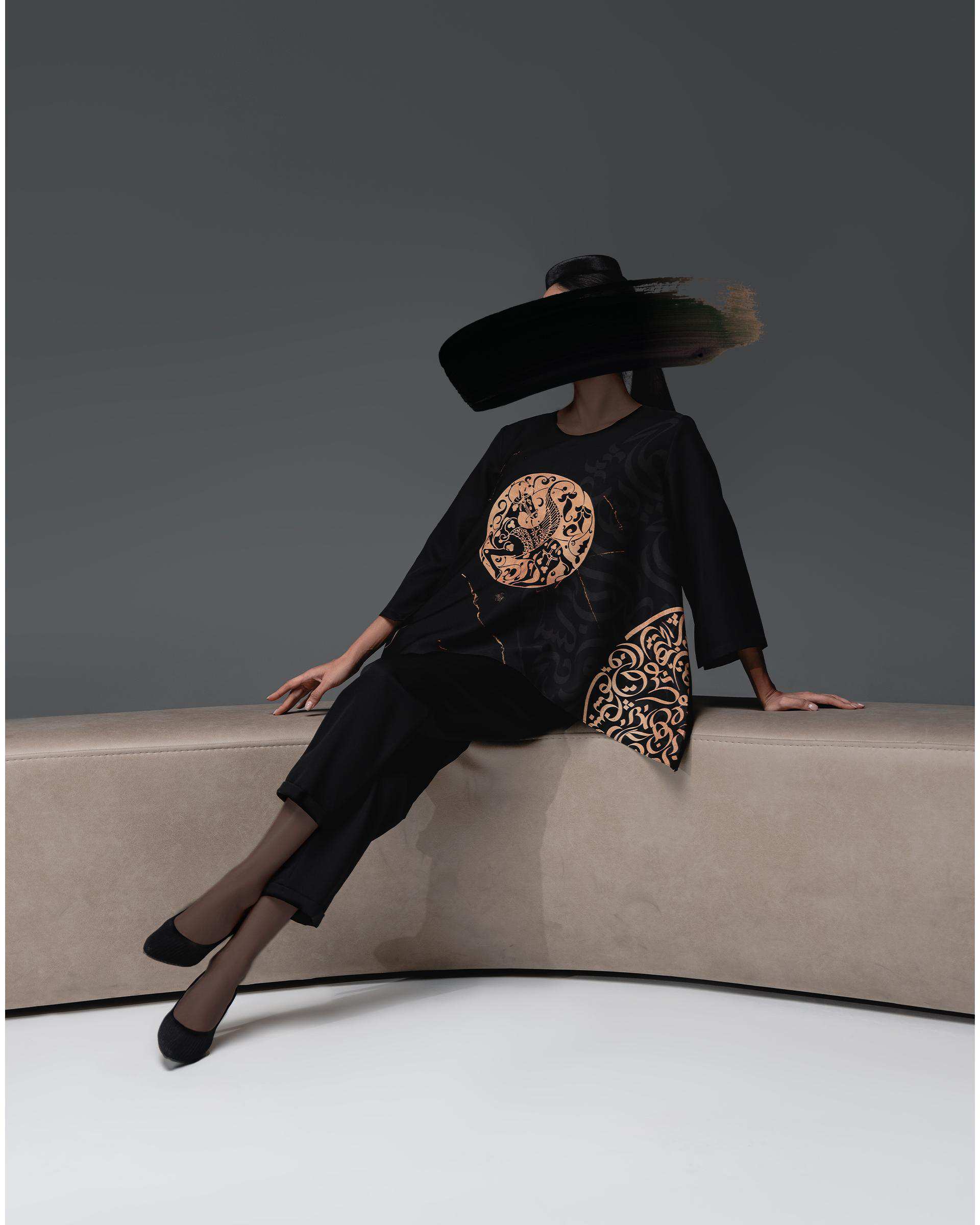 بلوز زنانه مشکی طاقه چیان Taghechian مدل جام جم