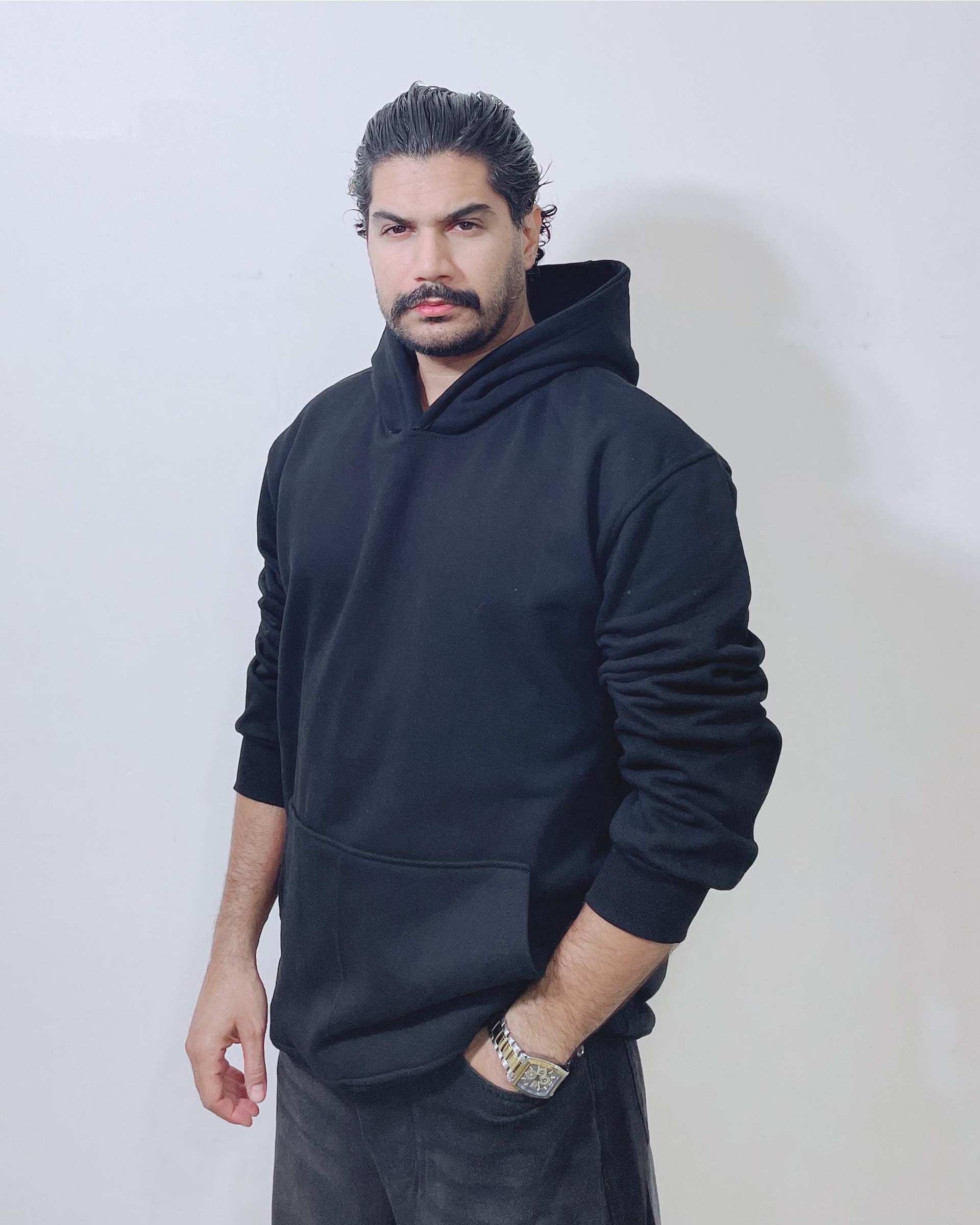 هودی مردانه بیسیک لانگ مشکی دیورسو Diverso کد 4815