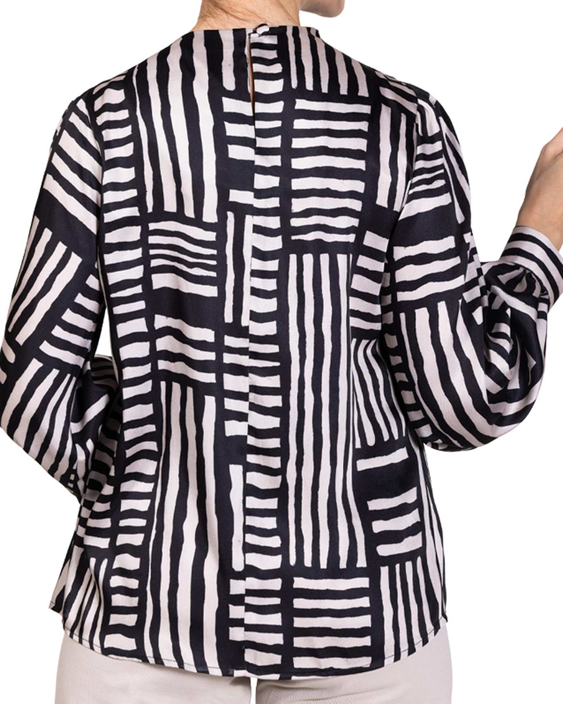 بلوز زنانه کرم مشکی سرژه Serge کد 204674