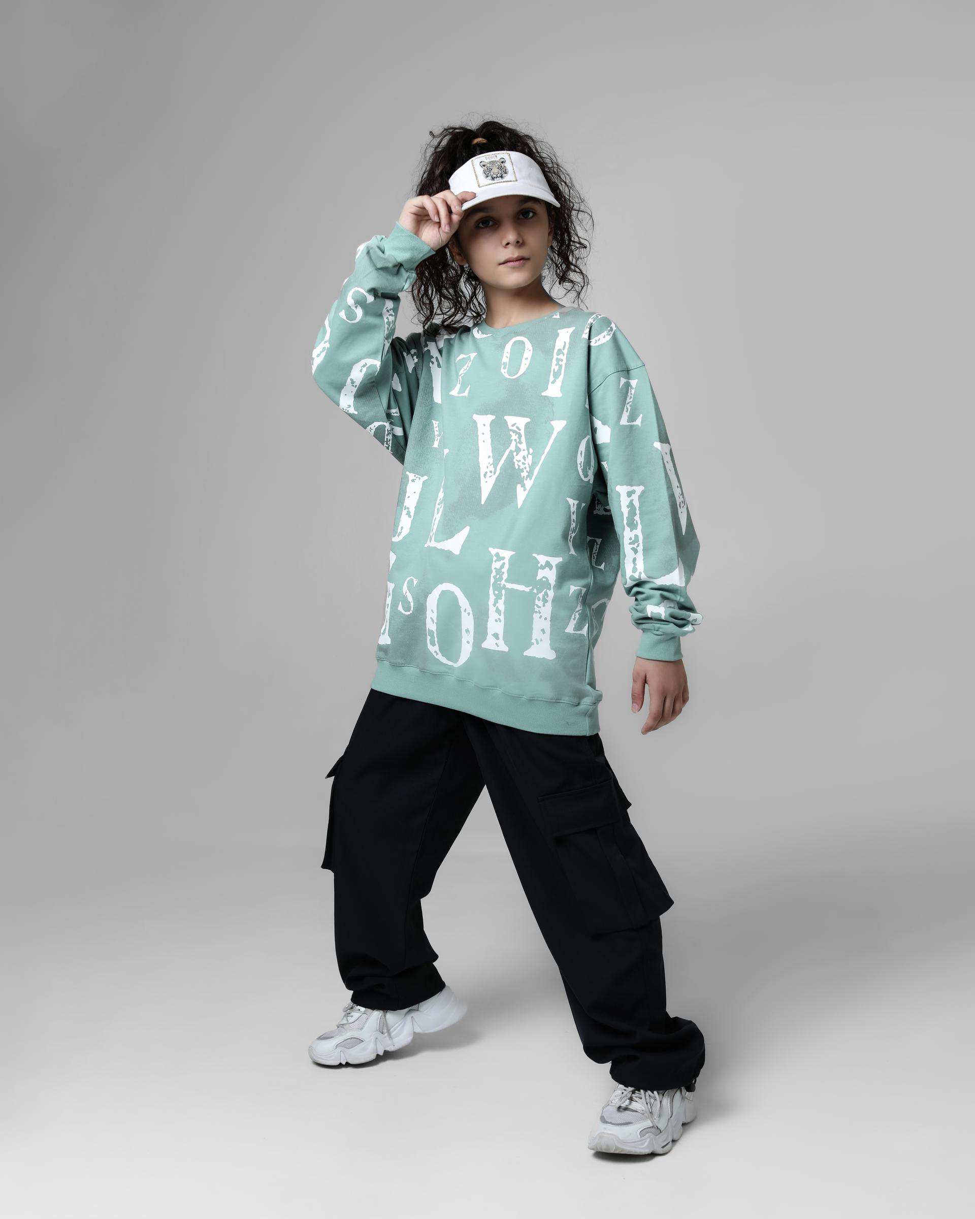 ست سویشرت و شلوار پسرانه سبز لئو کیدز Leo Kids طرح حروف کد 6840