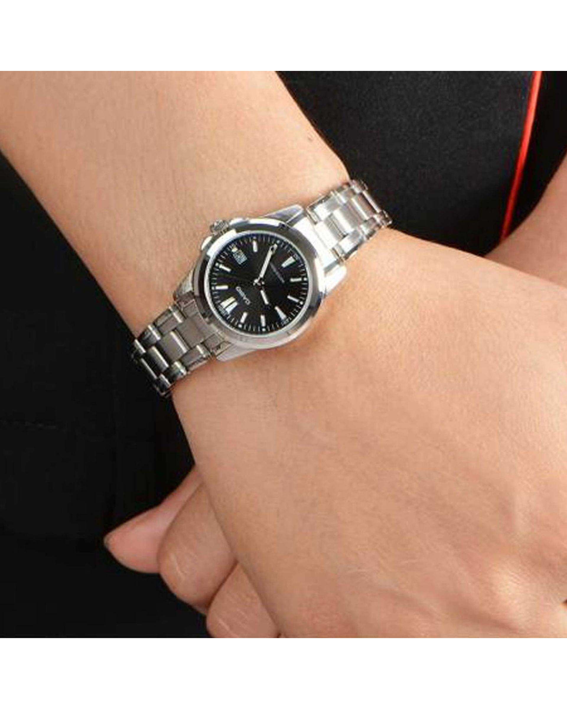 ساعت مچی زنانه عقربه ای کاسیو Casio مدل LTP-1215A-1A2