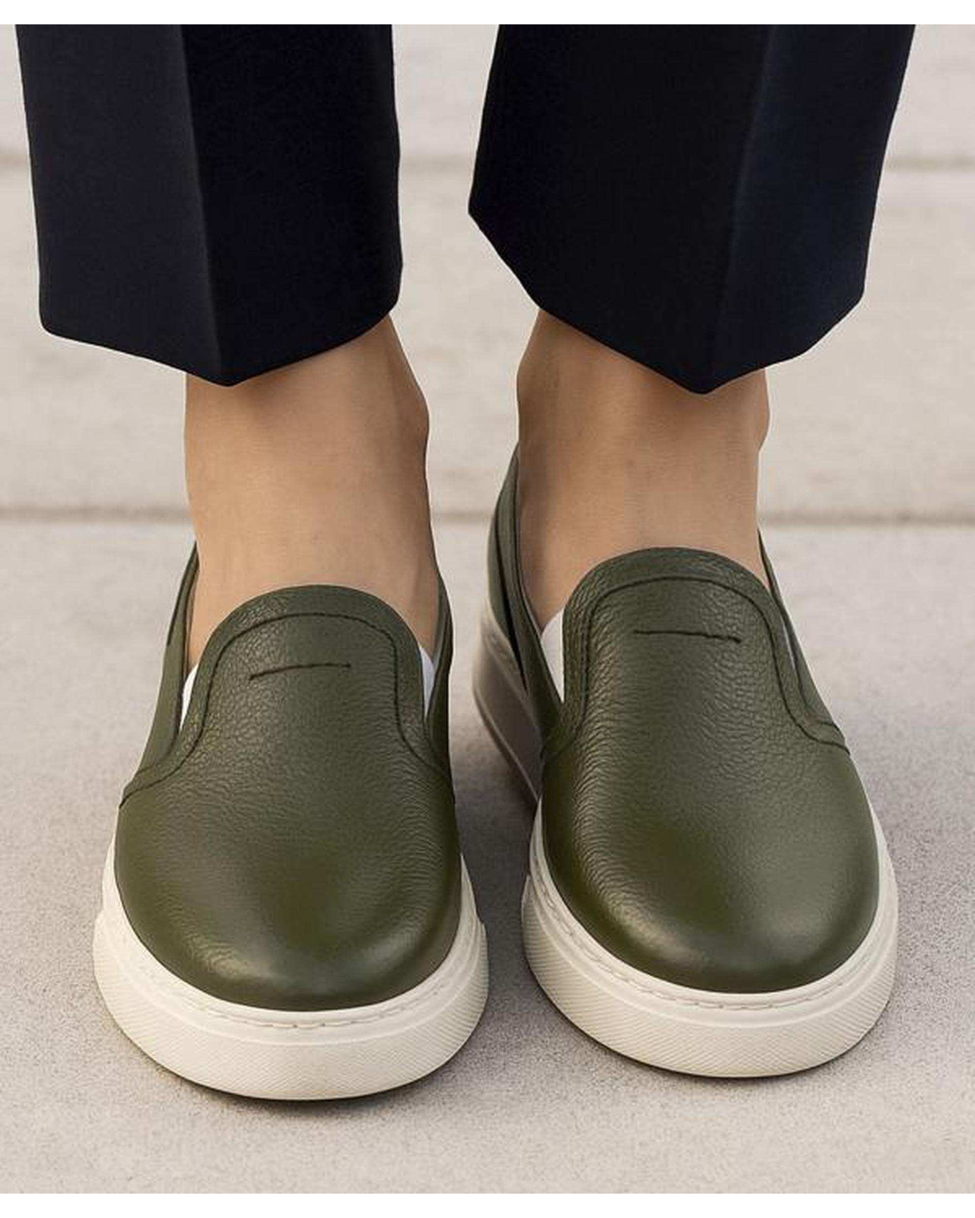 کفش چرم زنانه کژوال سبز زیتونی ایران طب Iran Teb مدل ونسا 204649