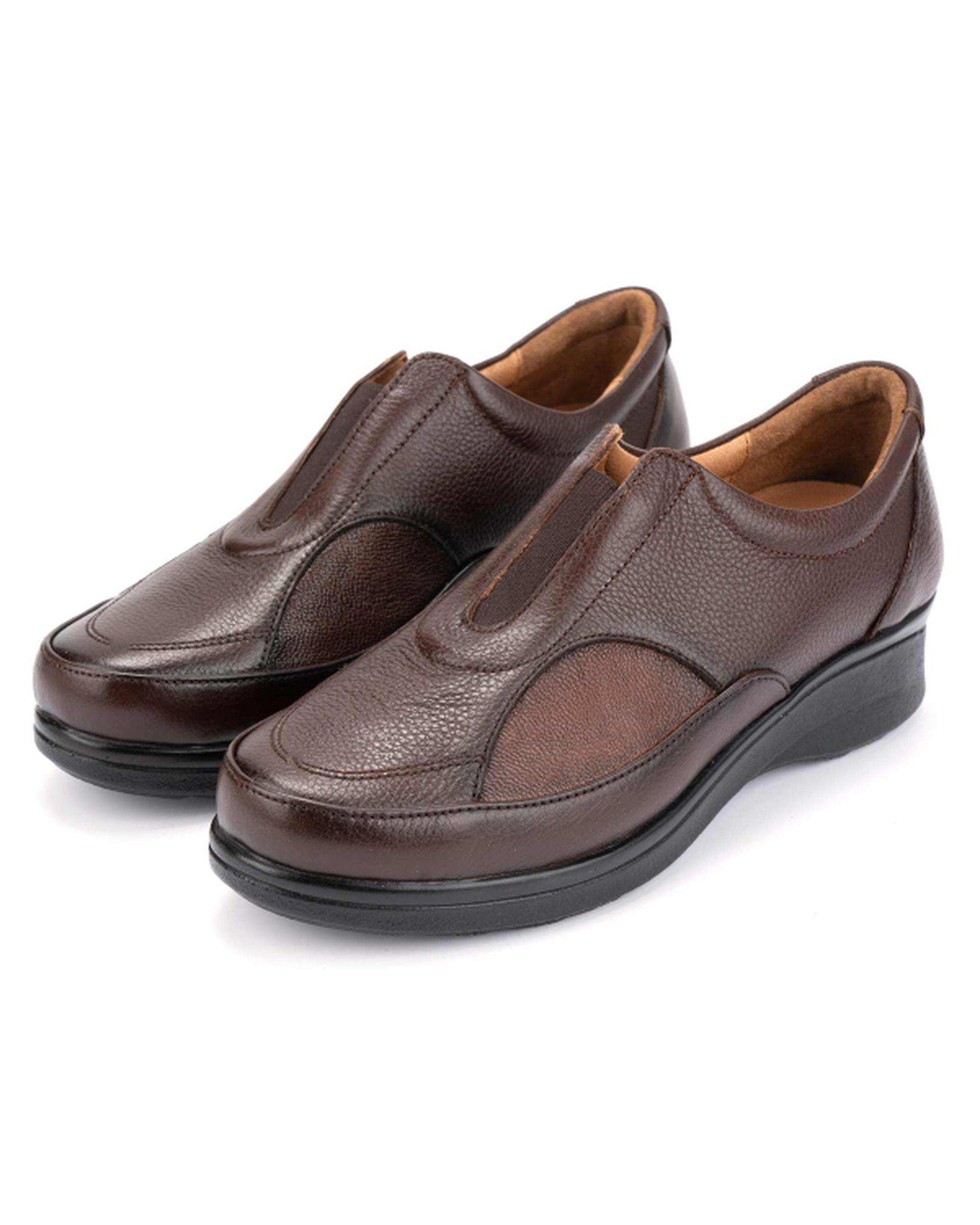 کفش چرم زنانه کژوال قهوه ای ایران طب Iran Teb مدل شفا کد 200497