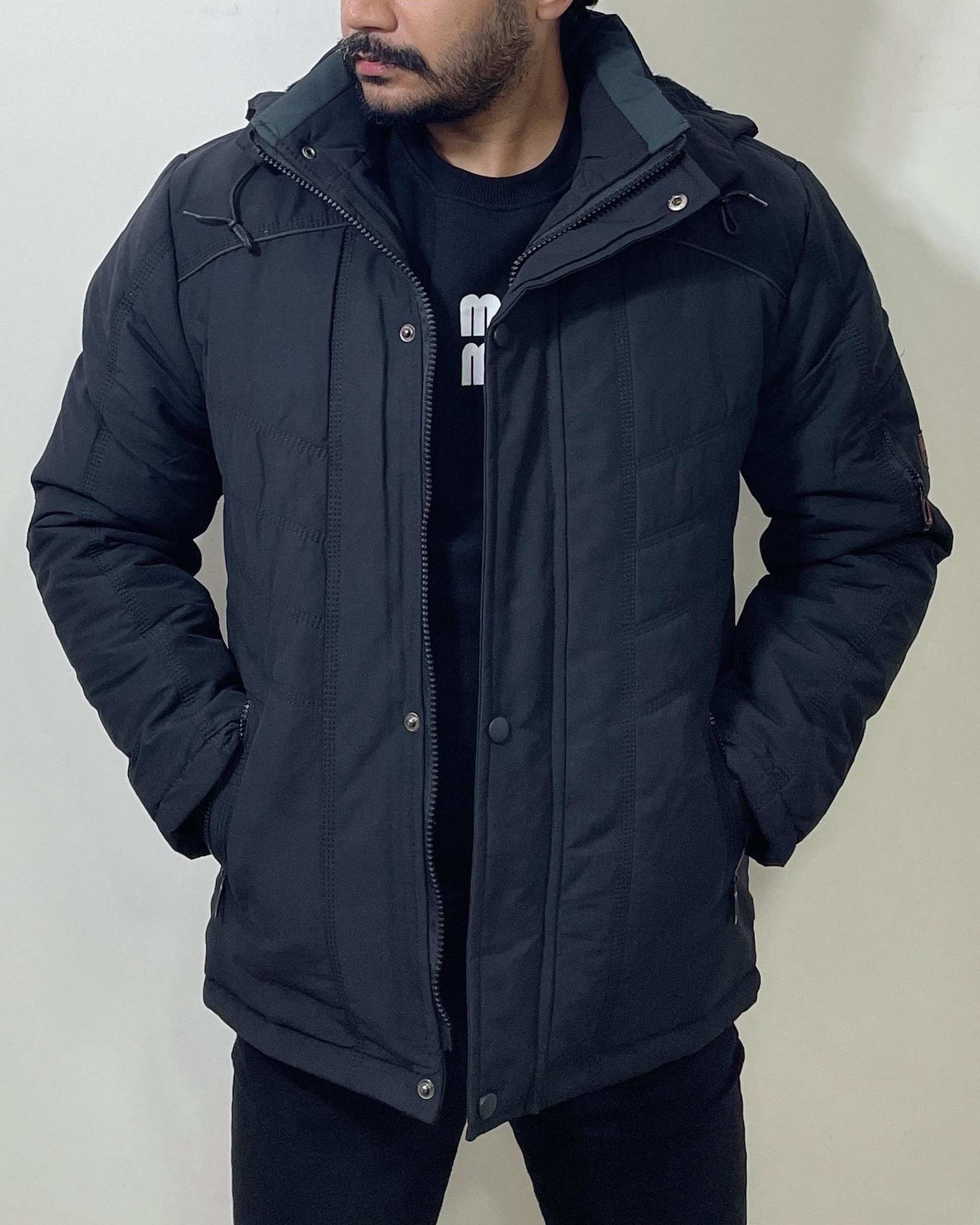 کاپشن مردانه ضد آب کورتکس مشکی دیورسو Diverso کد4833