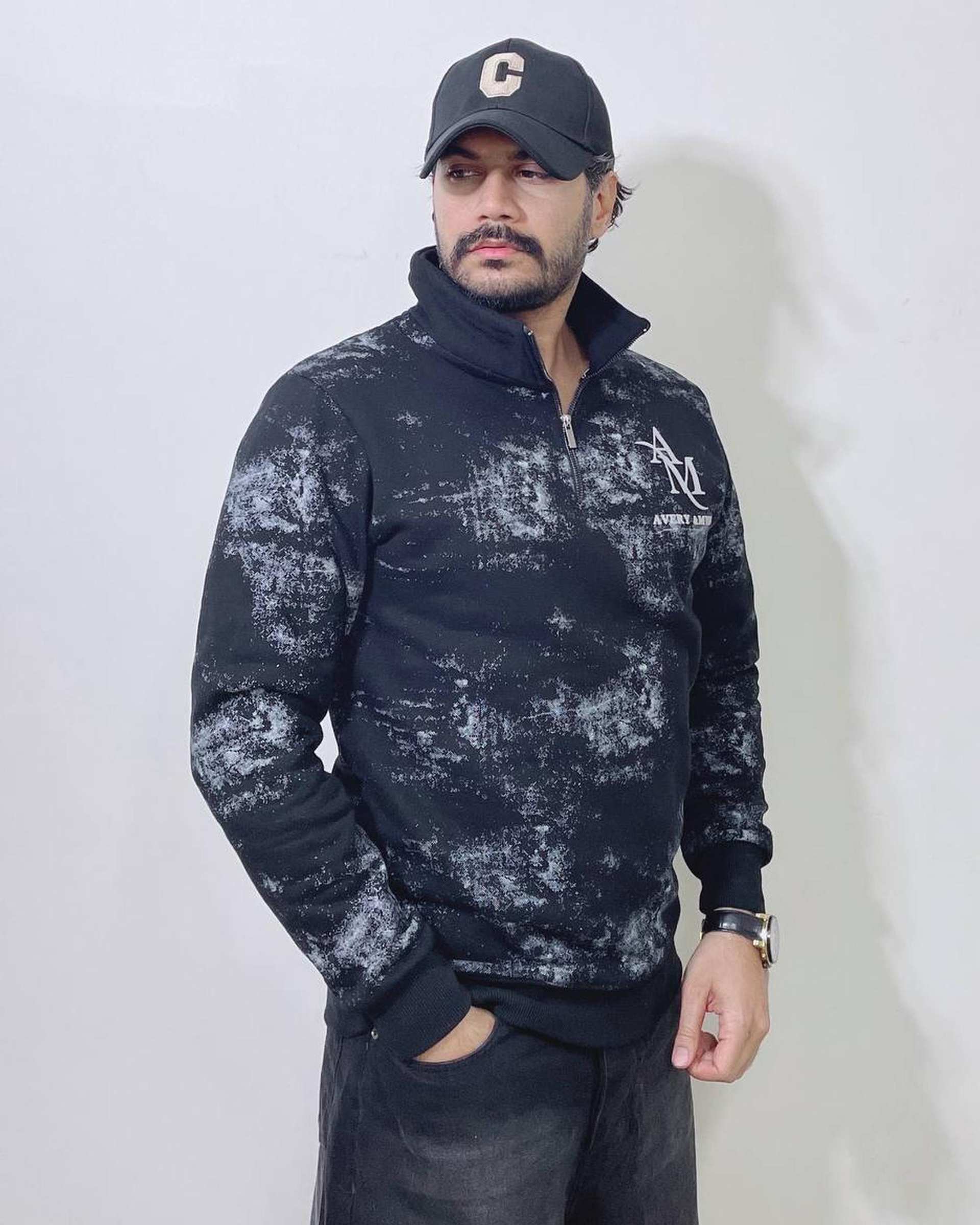 سویشرت مردانه نیم زیپ مشکی دیورسو Diverso کد 4837