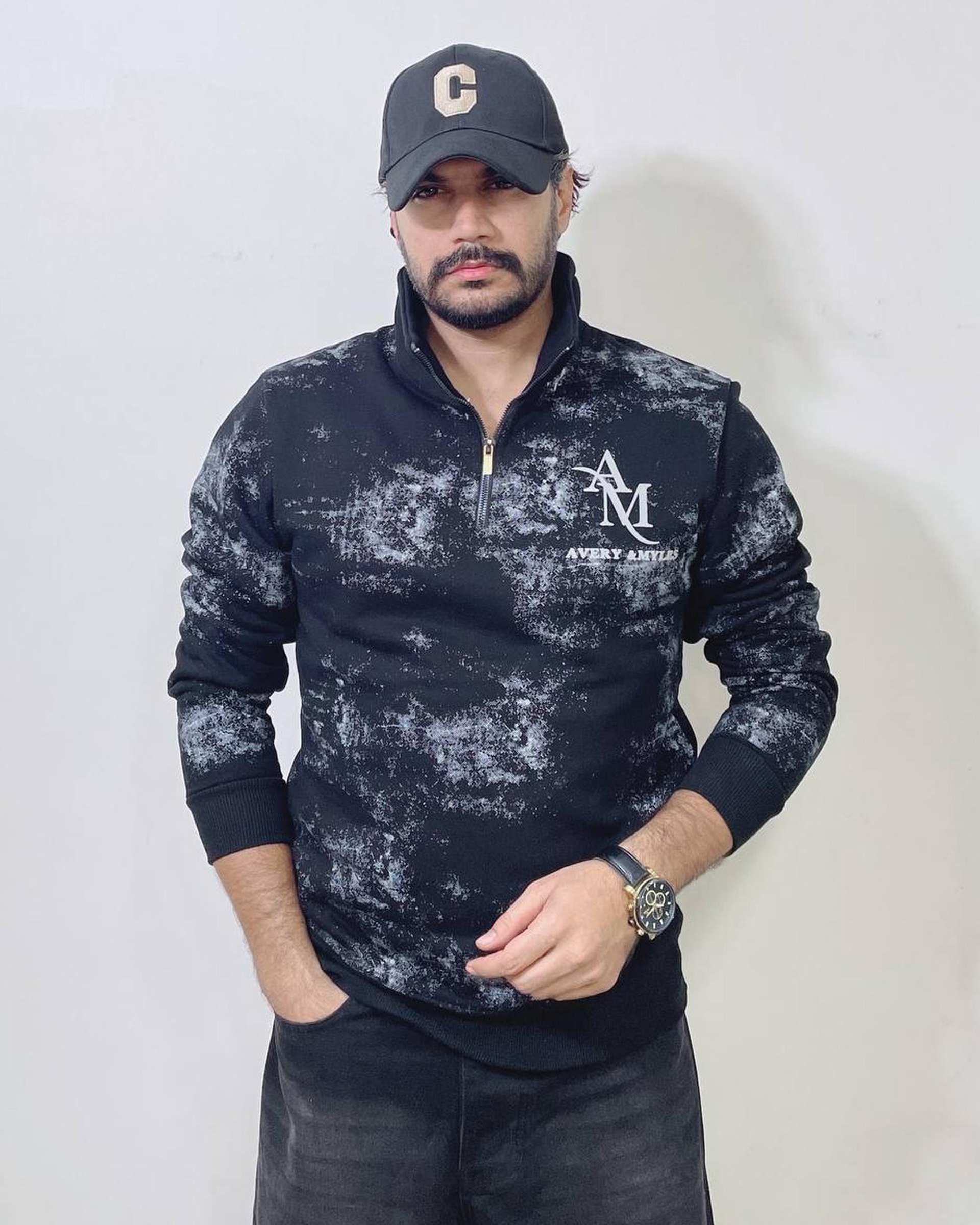 سویشرت مردانه نیم زیپ مشکی دیورسو Diverso کد 4837