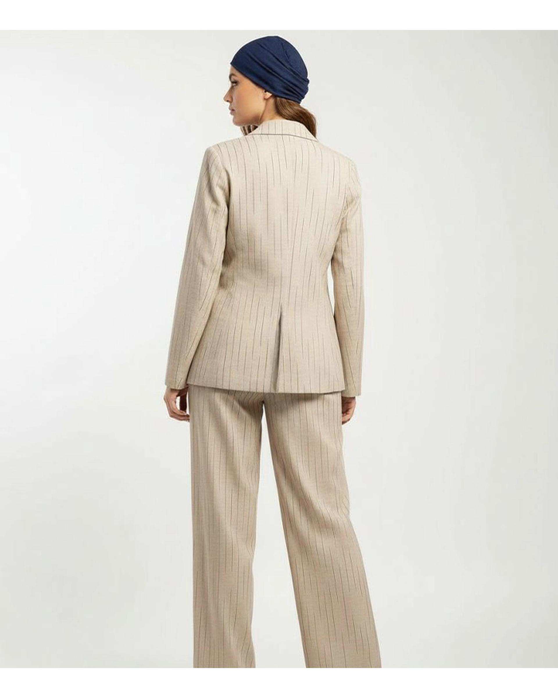 کت زنانه کرم نیواریا Nivarya کد 0977