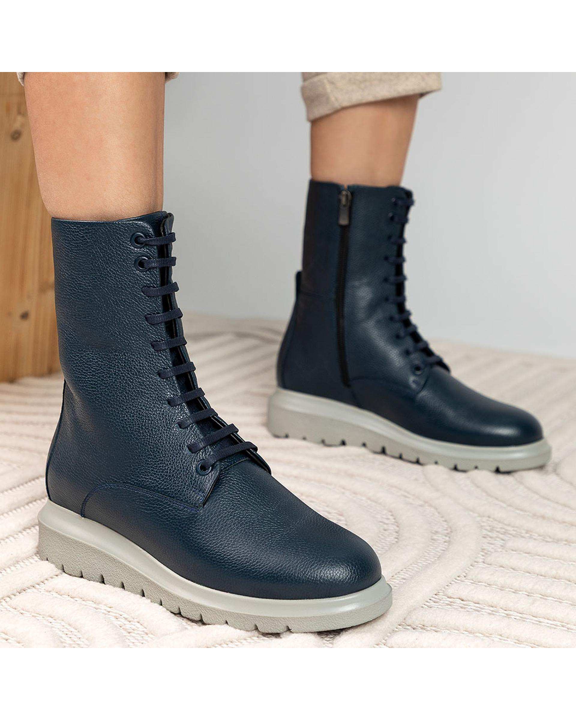 بوت چرم زنانه سرمه ای برتونیکس Berttonix کد A-۴۰۲۶۱