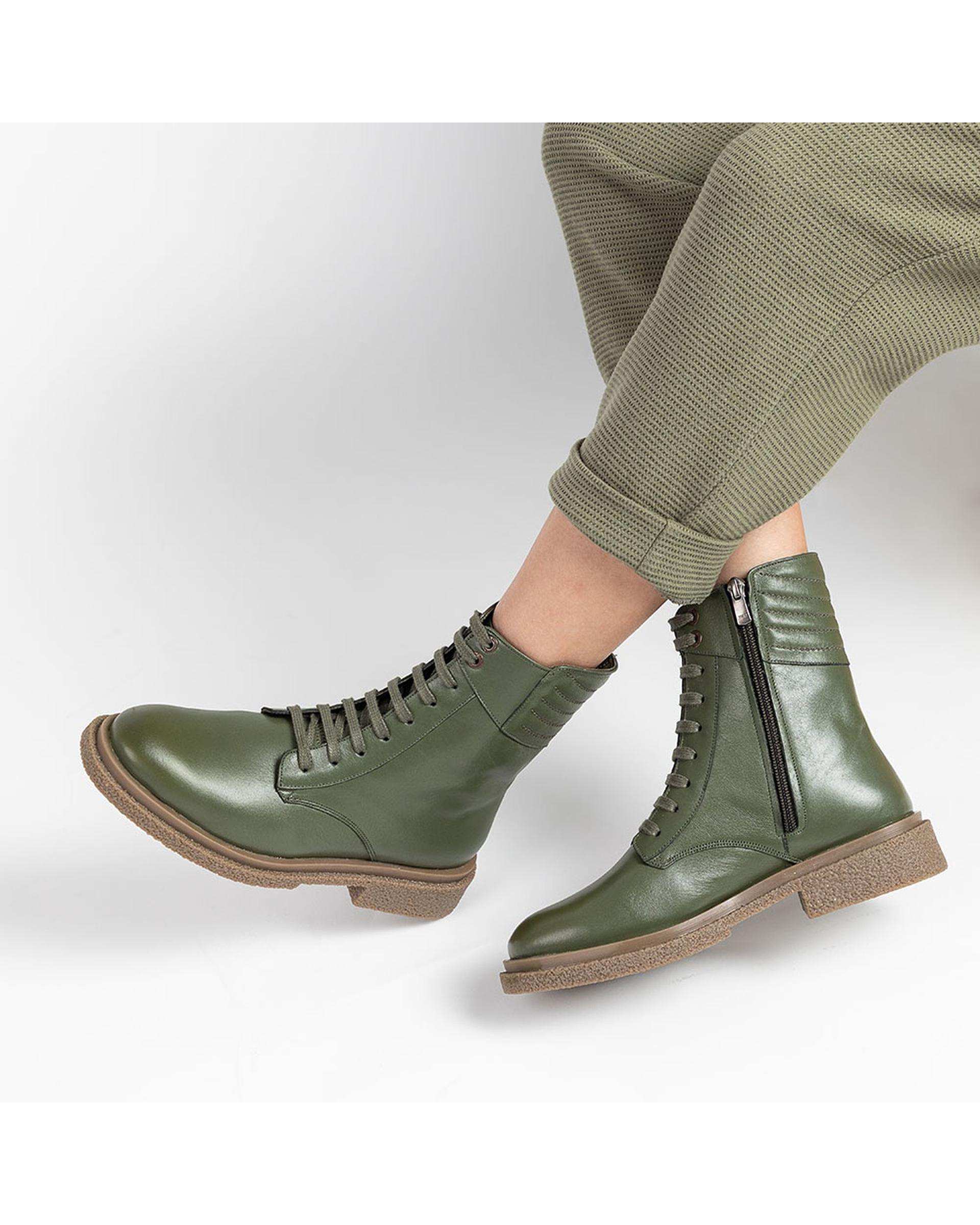 بوت زنانه چرم سبز برتونیکس Berttonix کد ۹۳۰ D