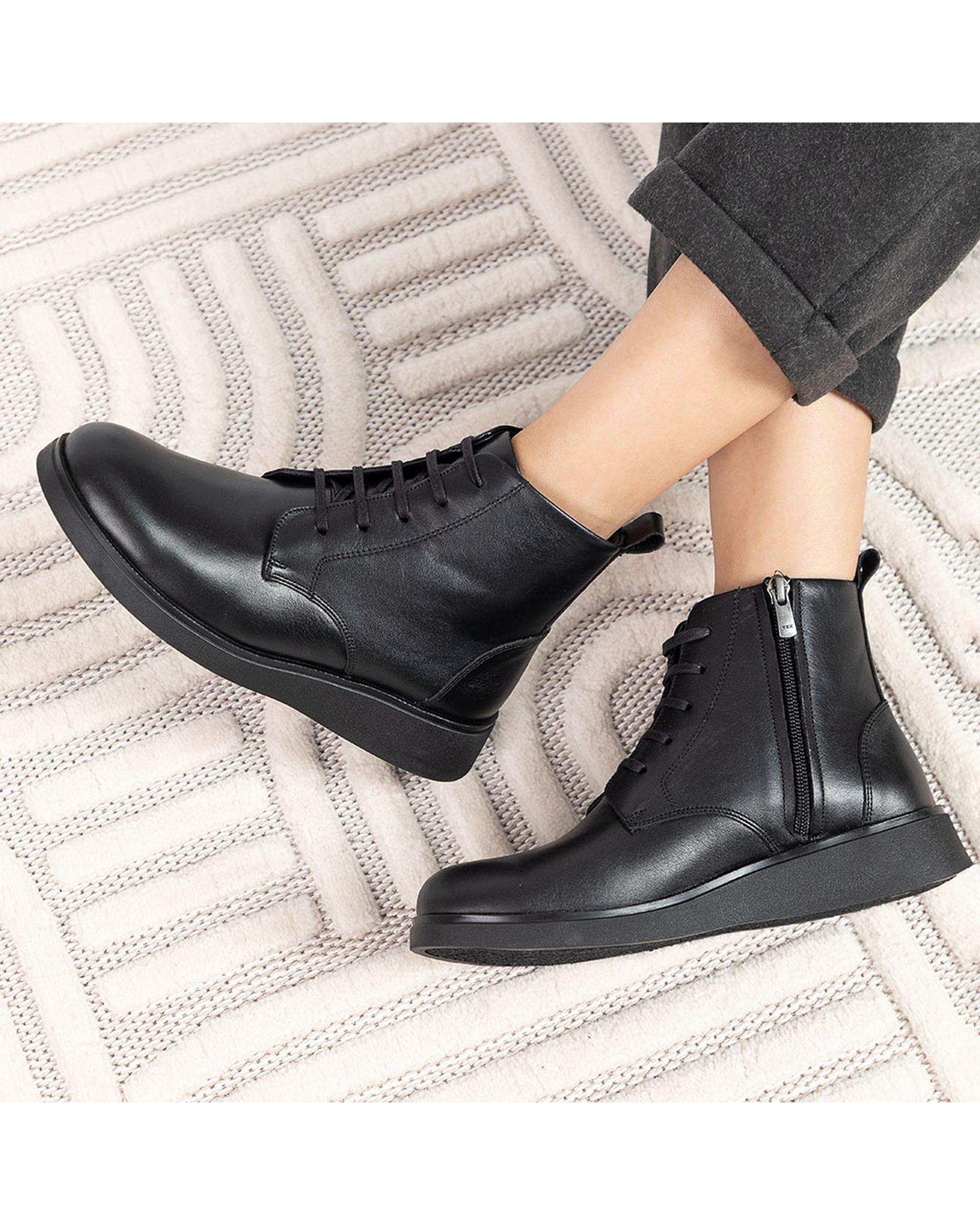 بوت چرم زنانه مشکی برتونیکس Berttonix کد 2466