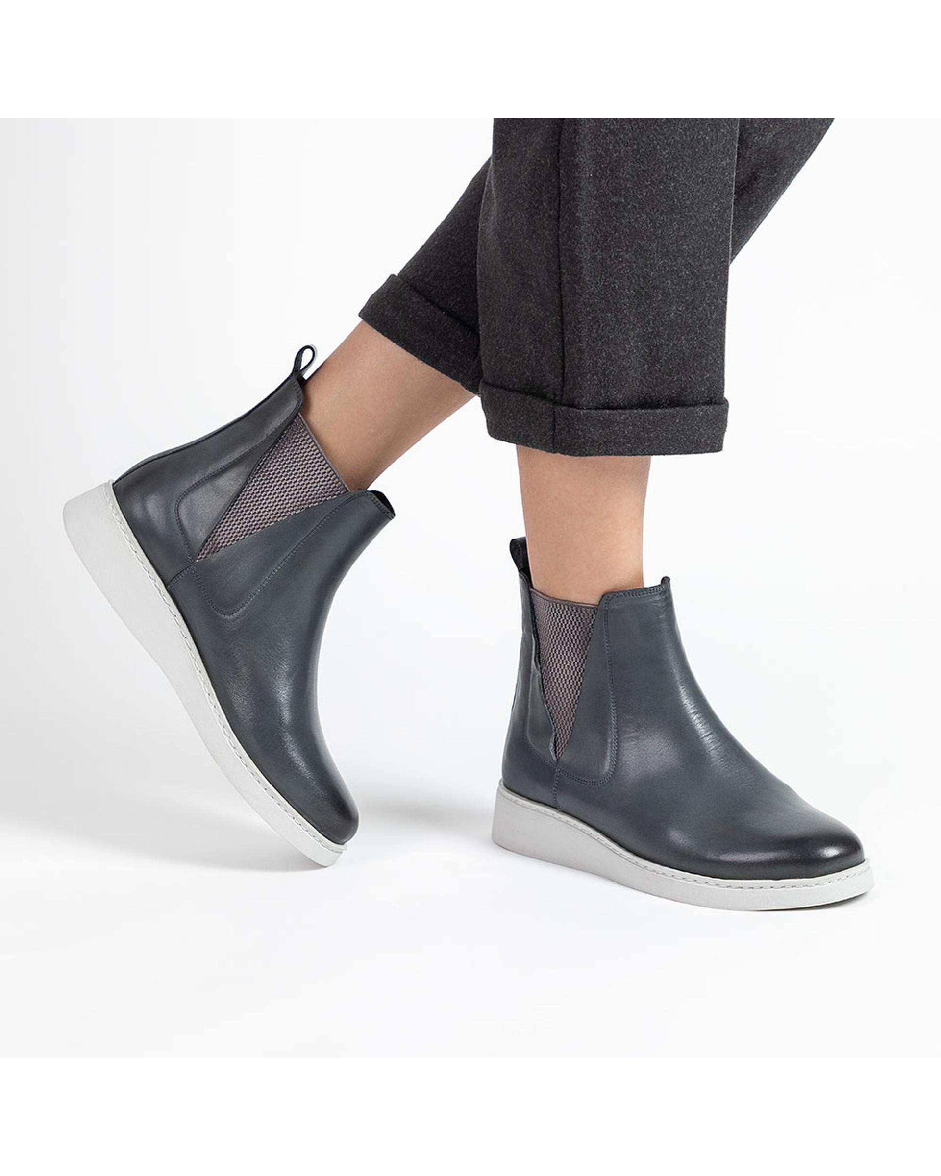 بوت چرم زنانه طوسی برتونیکس Berttonix کد MT-۴۰۸۷