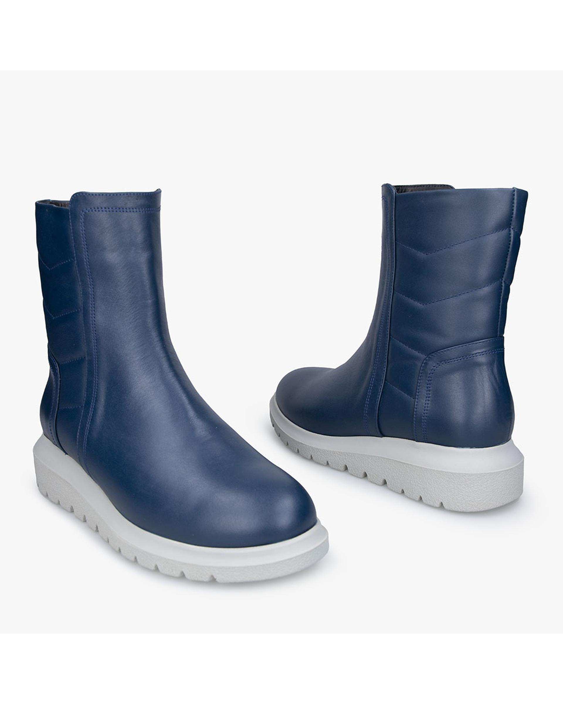 بوت چرم زنانه سرمه ای برتونیکس Berttonix کد A-4027