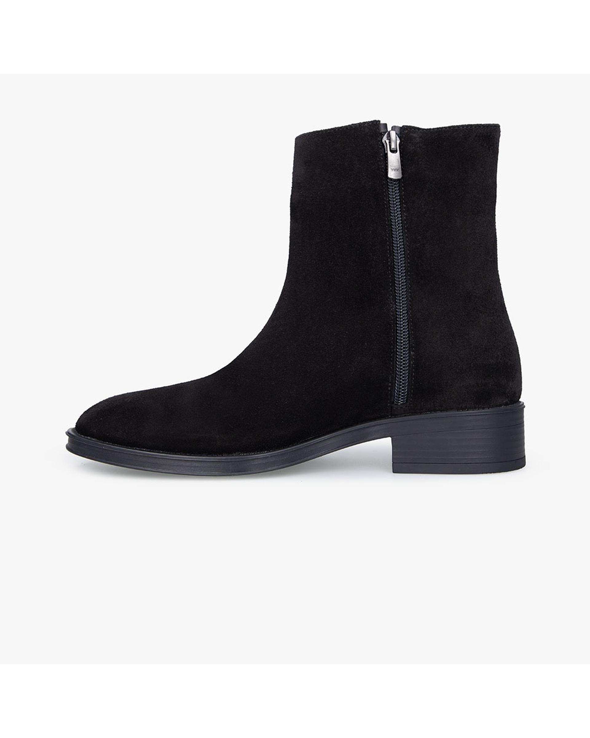 بوت چرم زنانه مشکی برتونیکس Berttonix کد A-۴۰۳۱