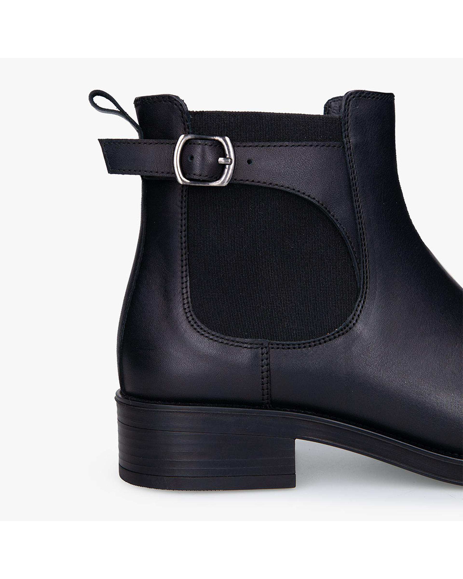 بوت چرم زنانه مشکی برتونیکس Berttonix کد A-4032