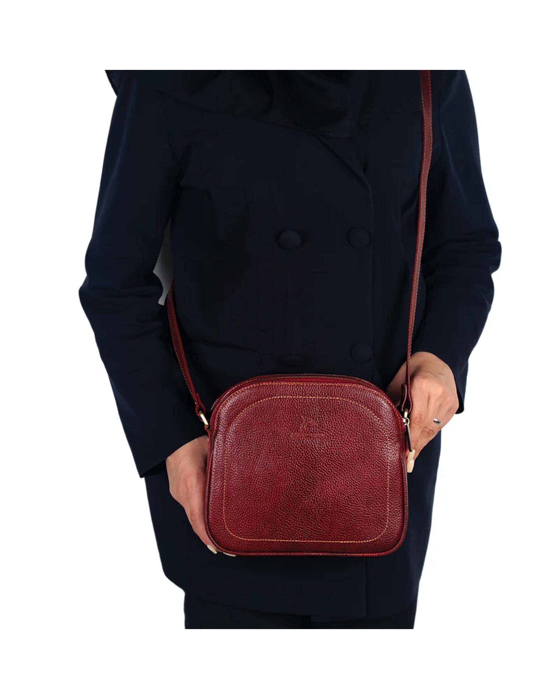 کیف دوشی چرم زنانه زرشکی چرم بارز Charm Barez مدل DG81.1