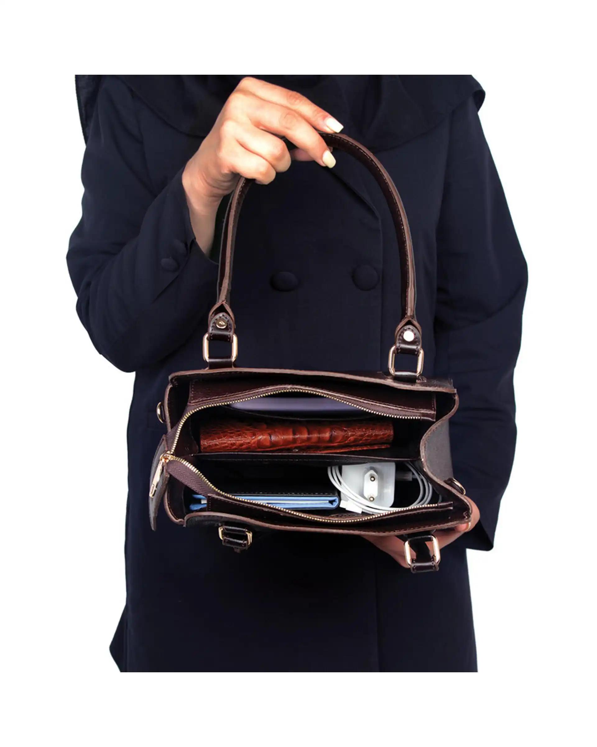 کیف دستی چرم زنانه قهوه ای چرم بارز Charm Barez مدل DZ68.1