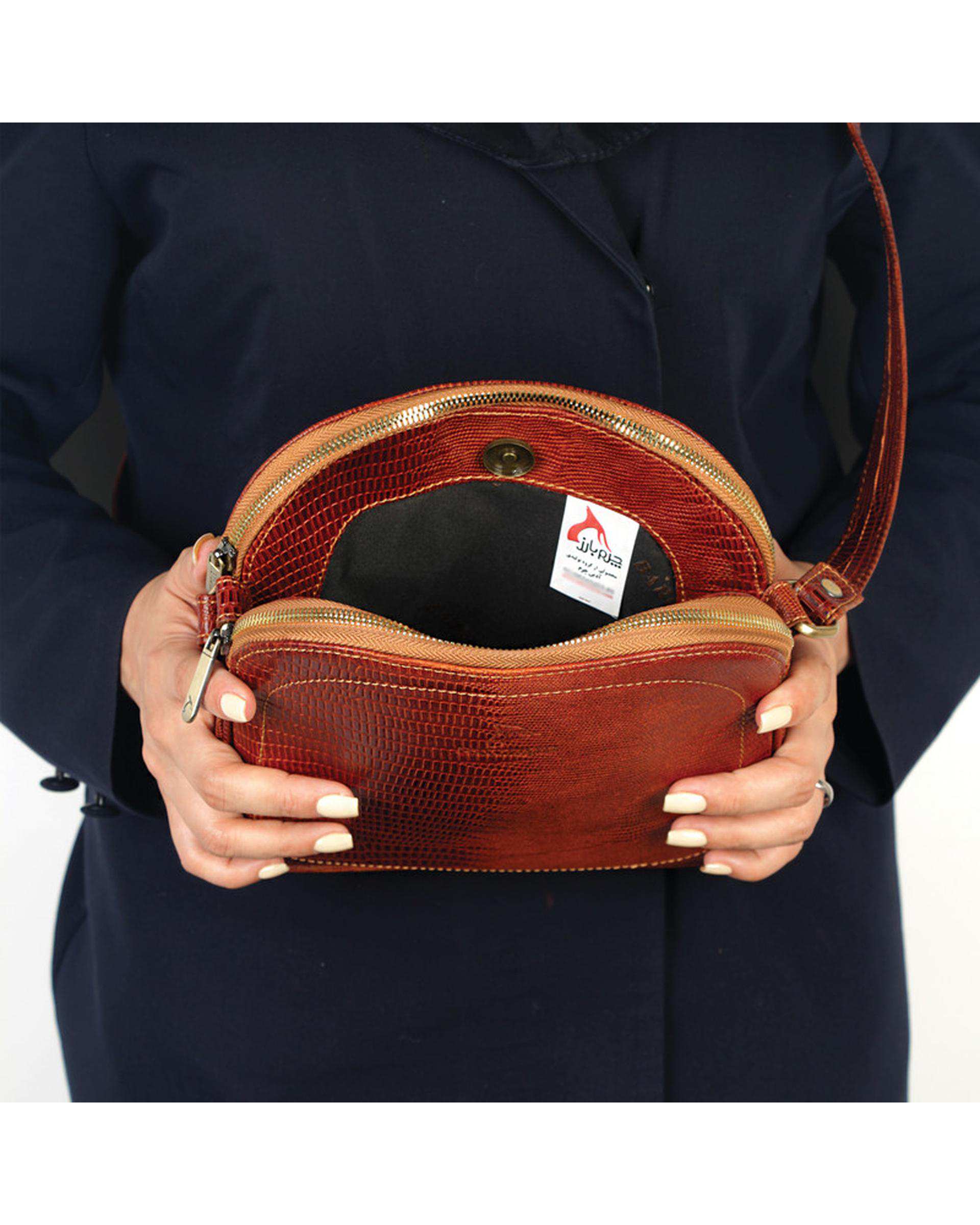 کیف دوشی چرم زنانه عسلی چرم بارز Charm Barez مدل DG81.Lizard