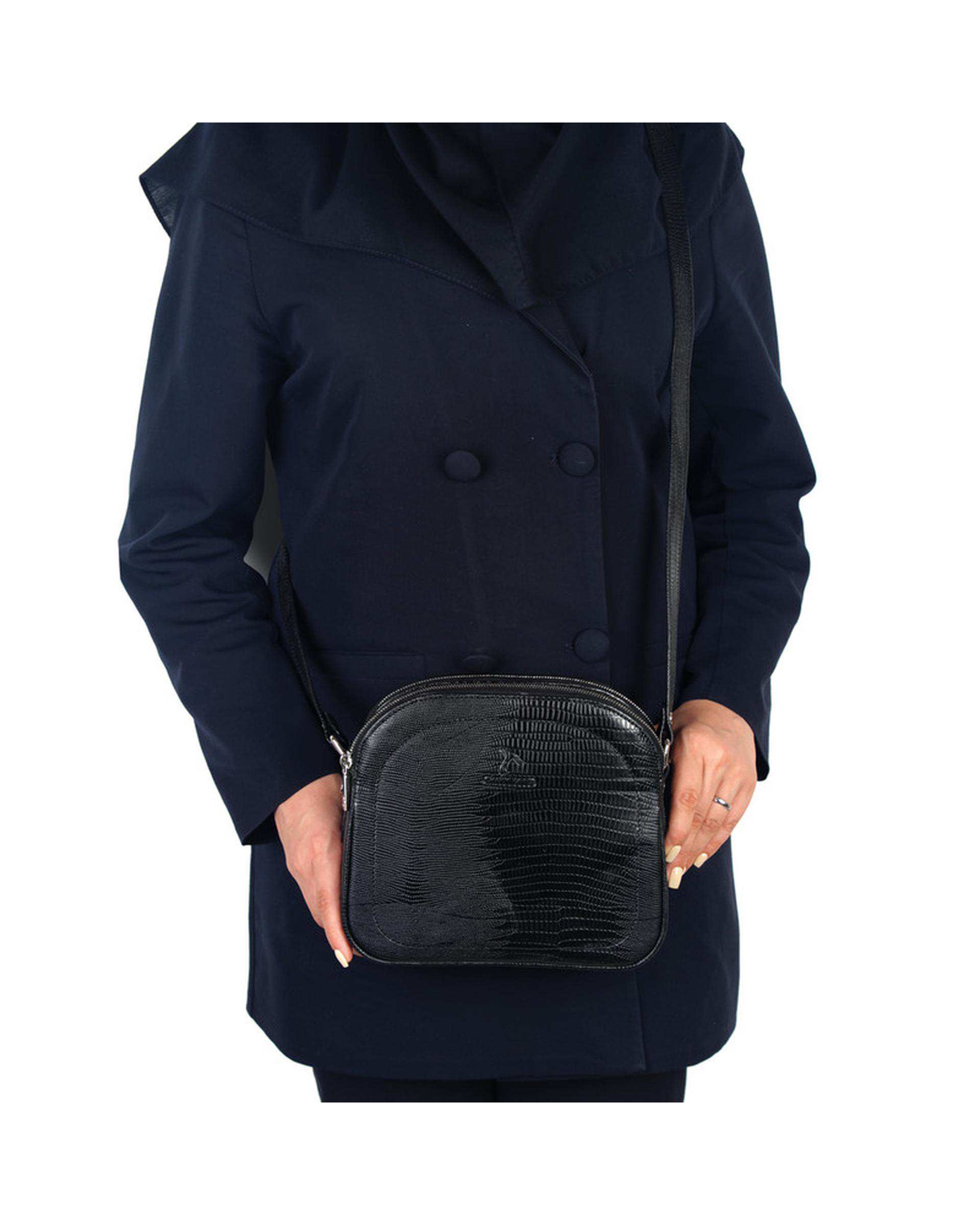 کیف دوشی چرم زنانه مشکی چرم بارز Charm Barez مدل DG81.Lizard