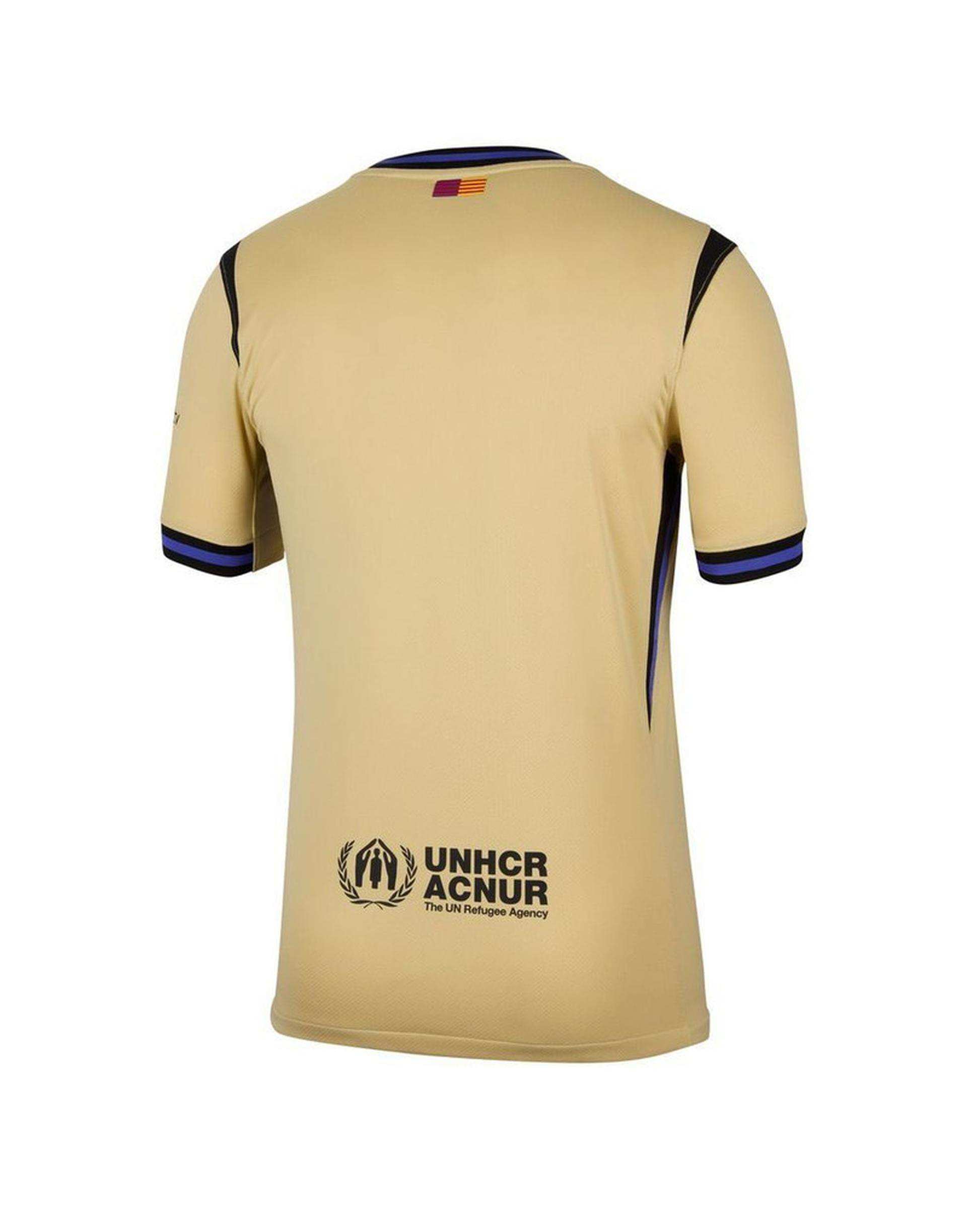 ست تی شرت و شلوارک ورزشی پسرانه کرم پانیل Panil مدل بارسلونا Away 2026