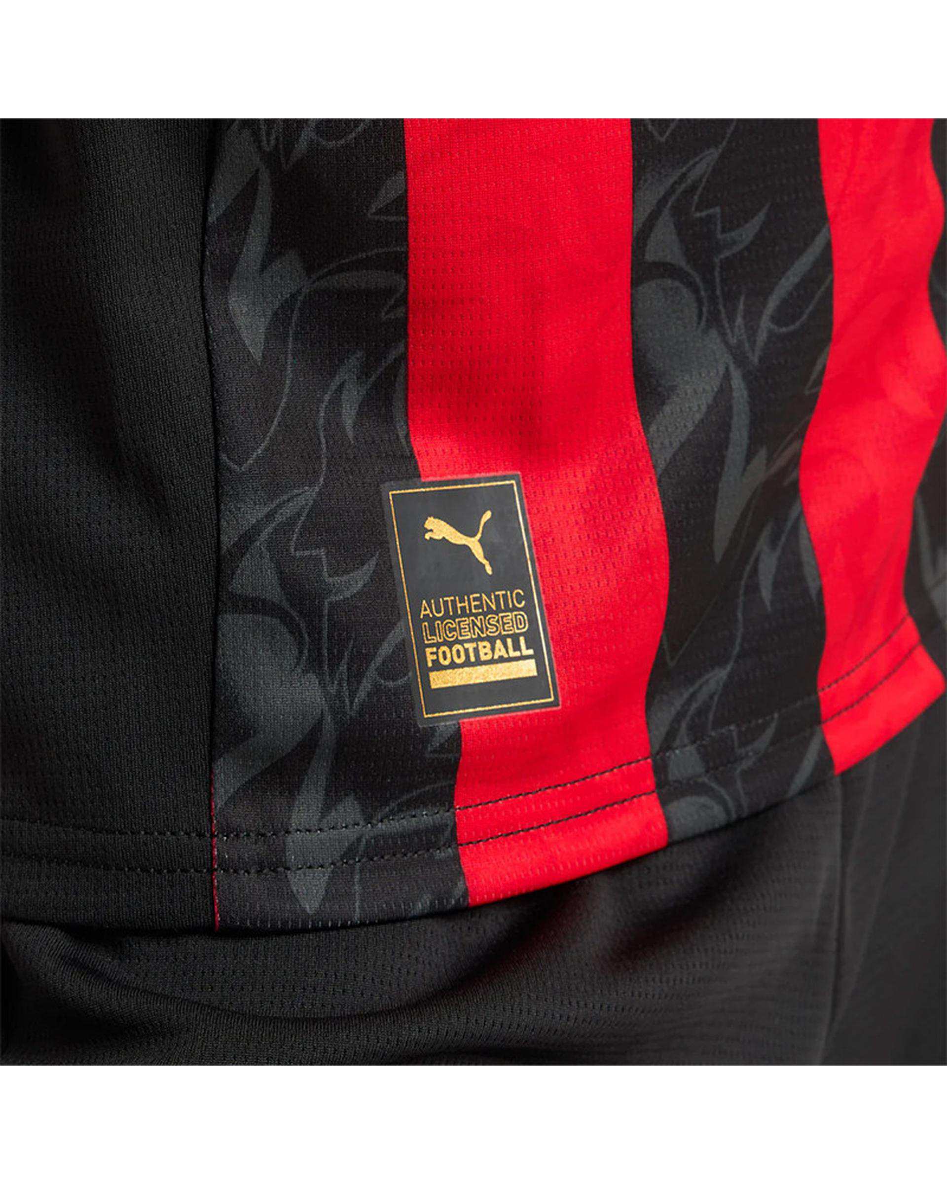 ست تی شرت و شلوارک ورزشی پسرانه قرمز پانیل Panil مدل میلان کد Home 2026