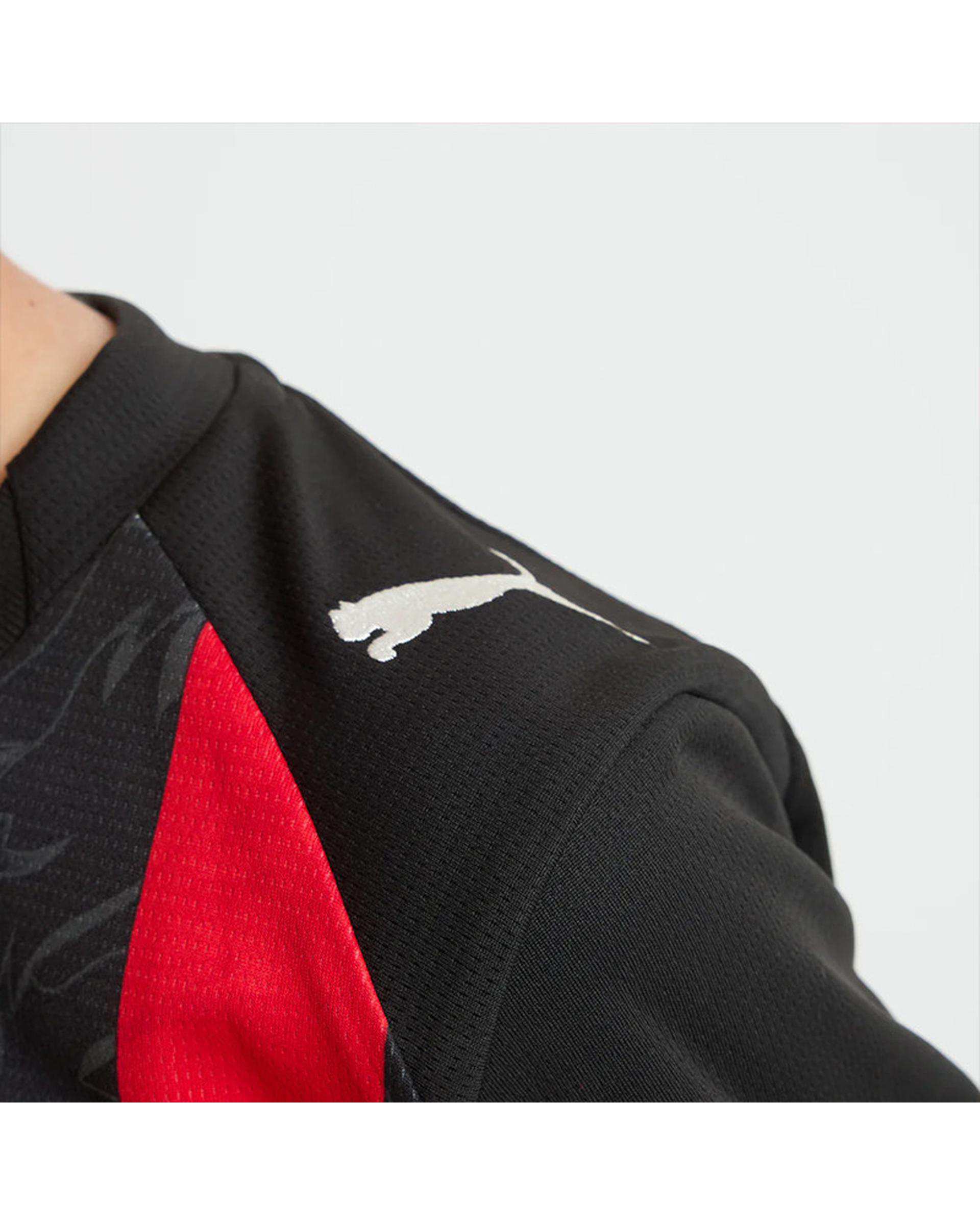 ست تی شرت و شلوارک ورزشی پسرانه قرمز پانیل Panil مدل میلان کد Home 2026