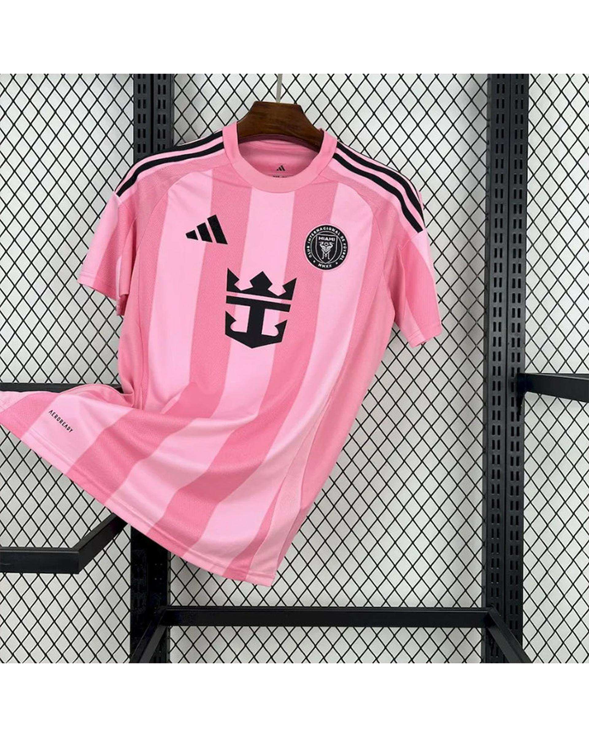 ست تی شرت و شلوارک ورزشی پسرانه صورتی پانیل Panil مدل اینتر میامی کد Home 2026