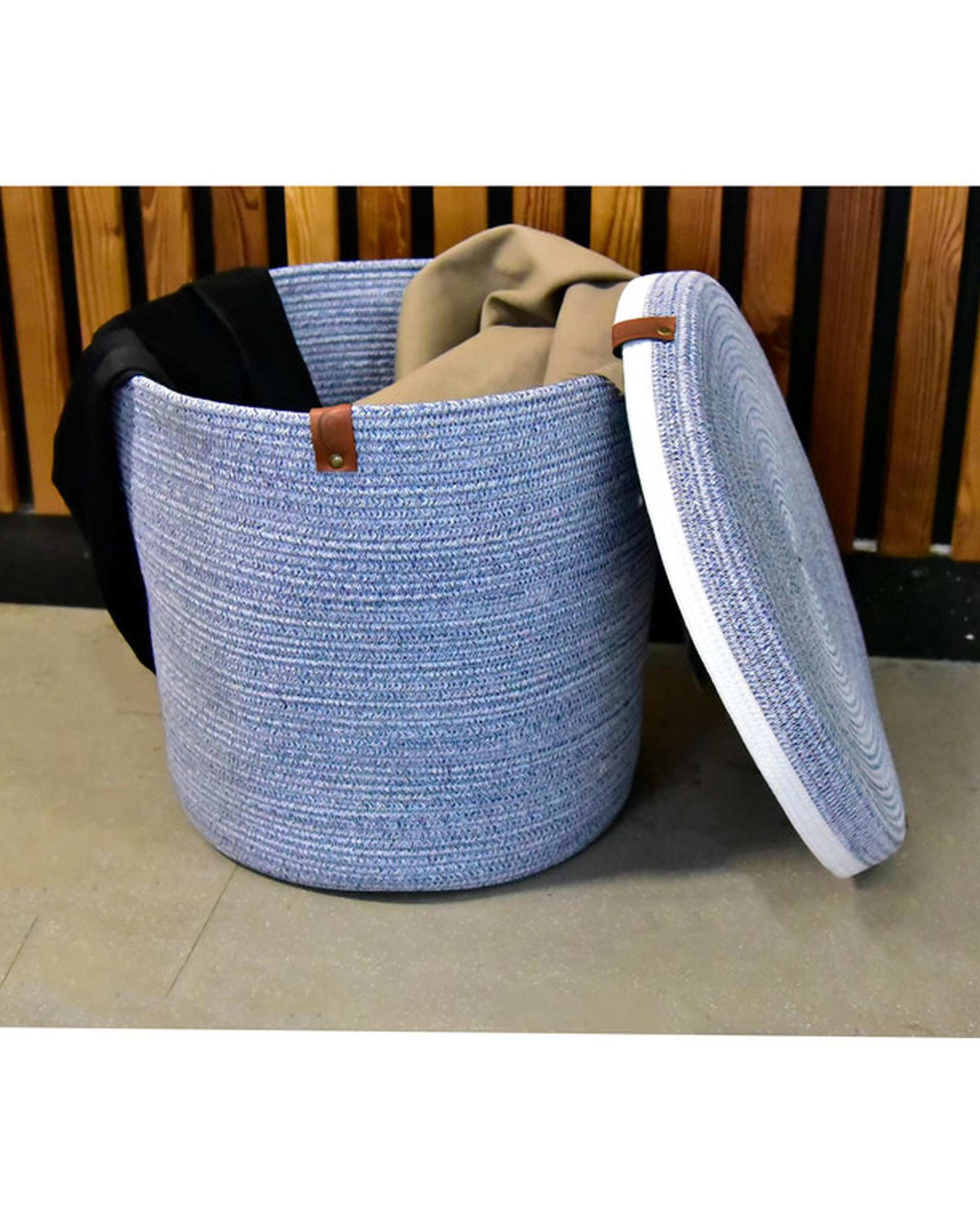 سبد لباس درب دار سی اند اس مدل A کد 6713