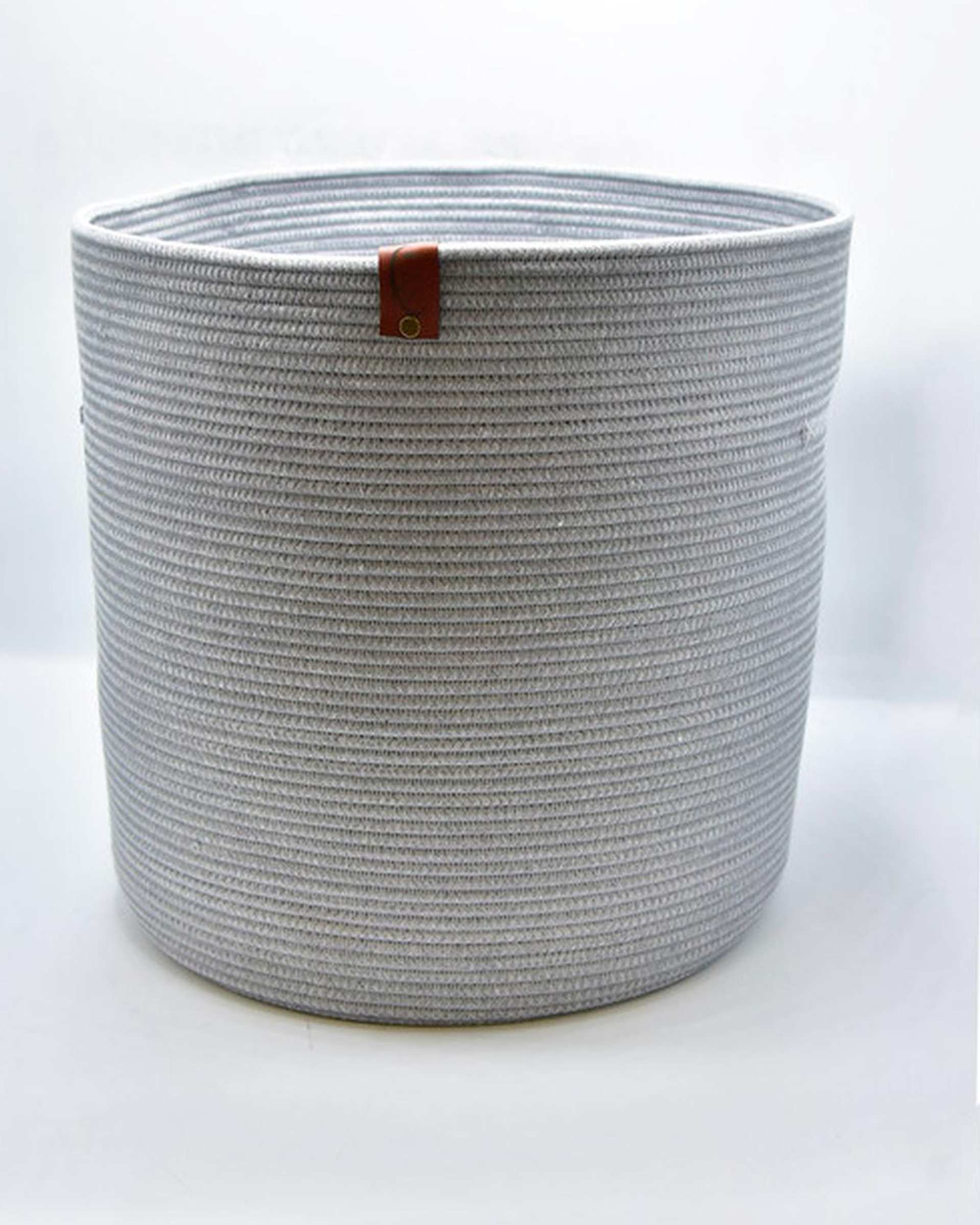 سبد لباس درب دار سی اند اس مدل TS کد 6713