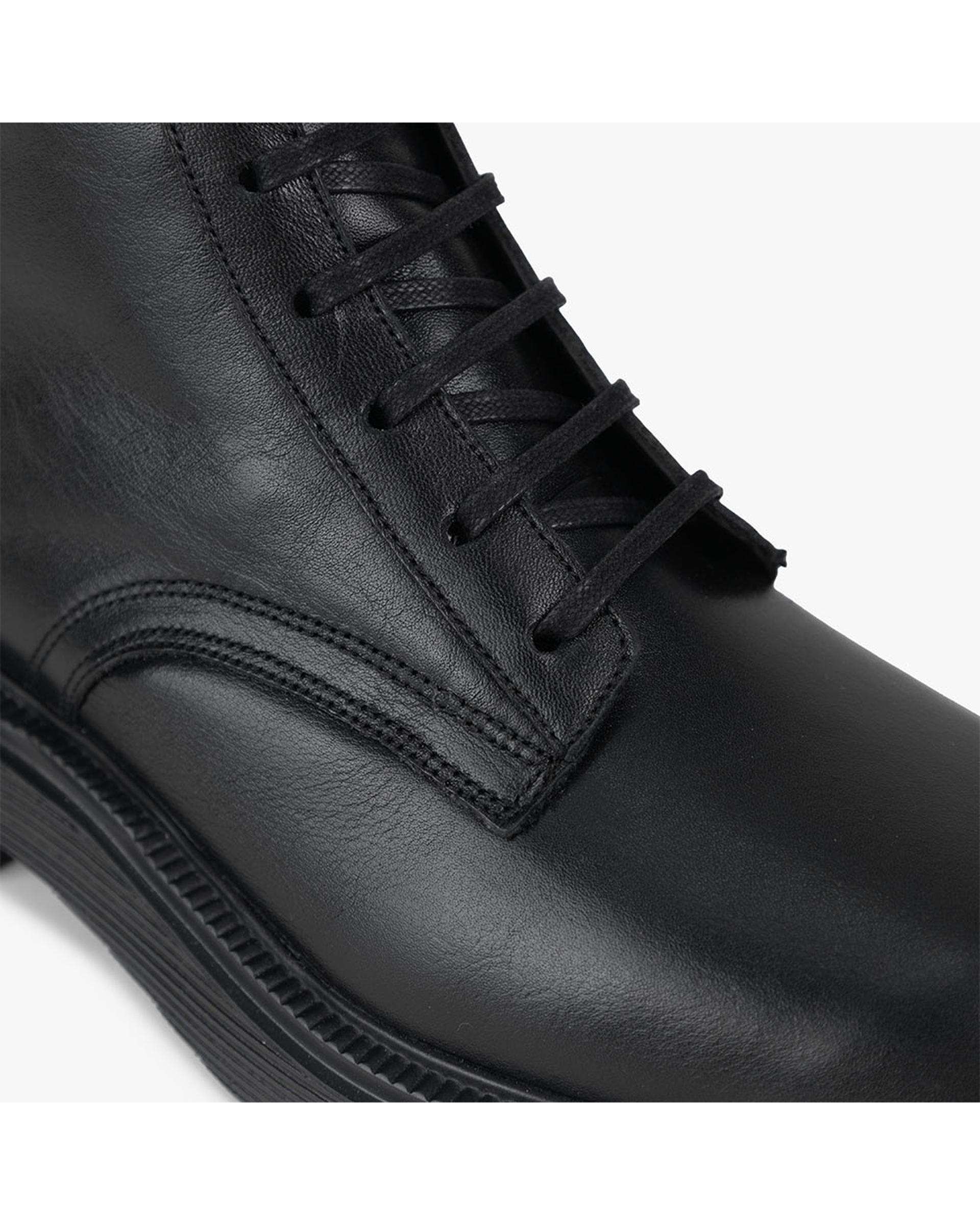 بوت چرم زنانه طبی مشکی برتونیکس Berttonix کد B 131