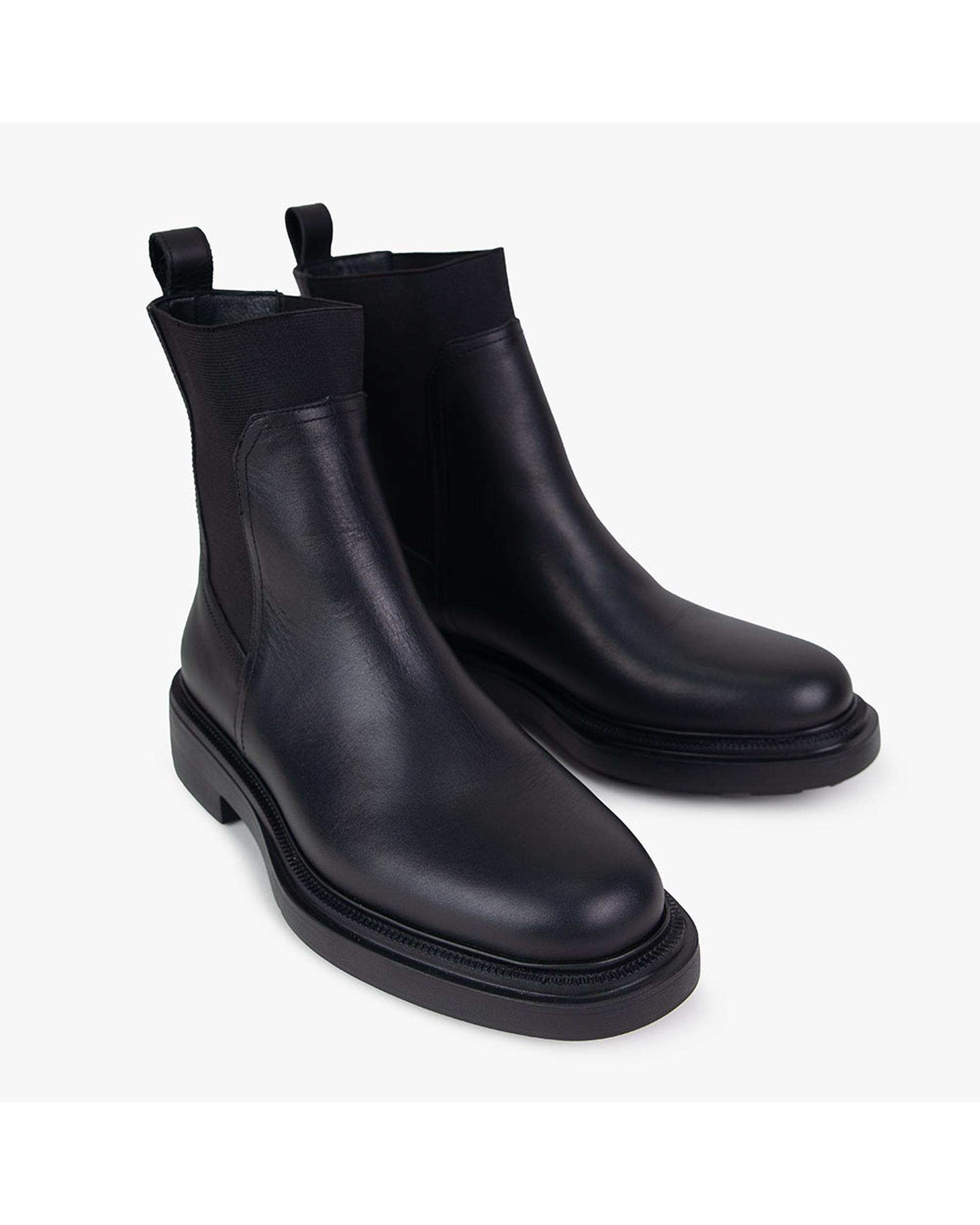 بوت چرم زنانه طبی مشکی برتونیکس Berttonix کد ES-4057