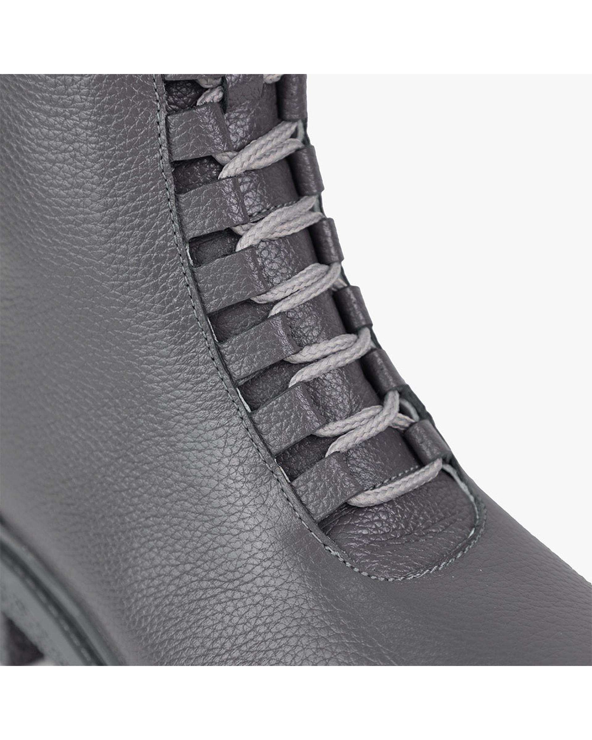 بوت چرم زنانه طبی طوسی برتونیکس Berttonix کد A-3020