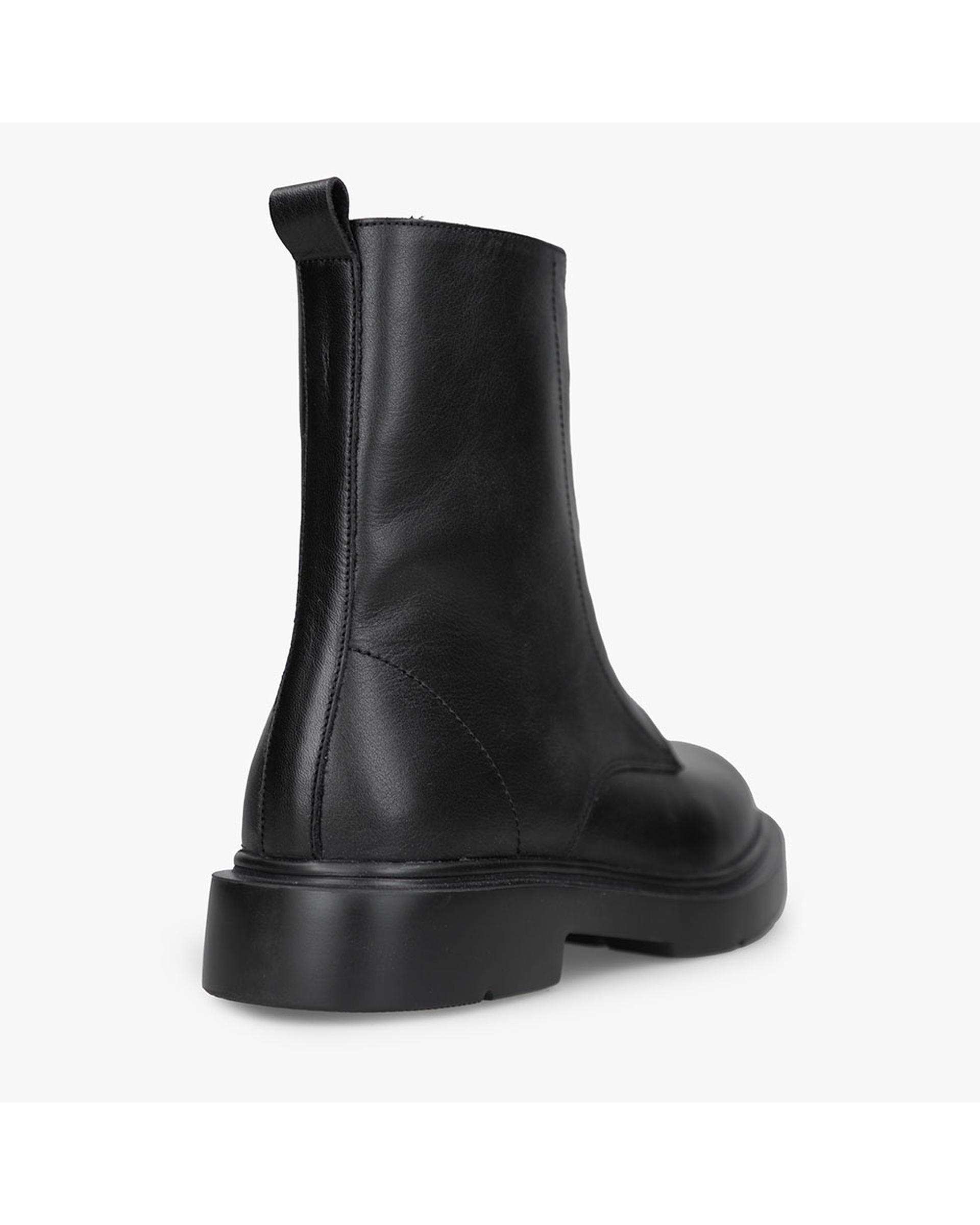 بوت چرم زنانه طبی مشکی برتونیکس Berttonix کد 3030