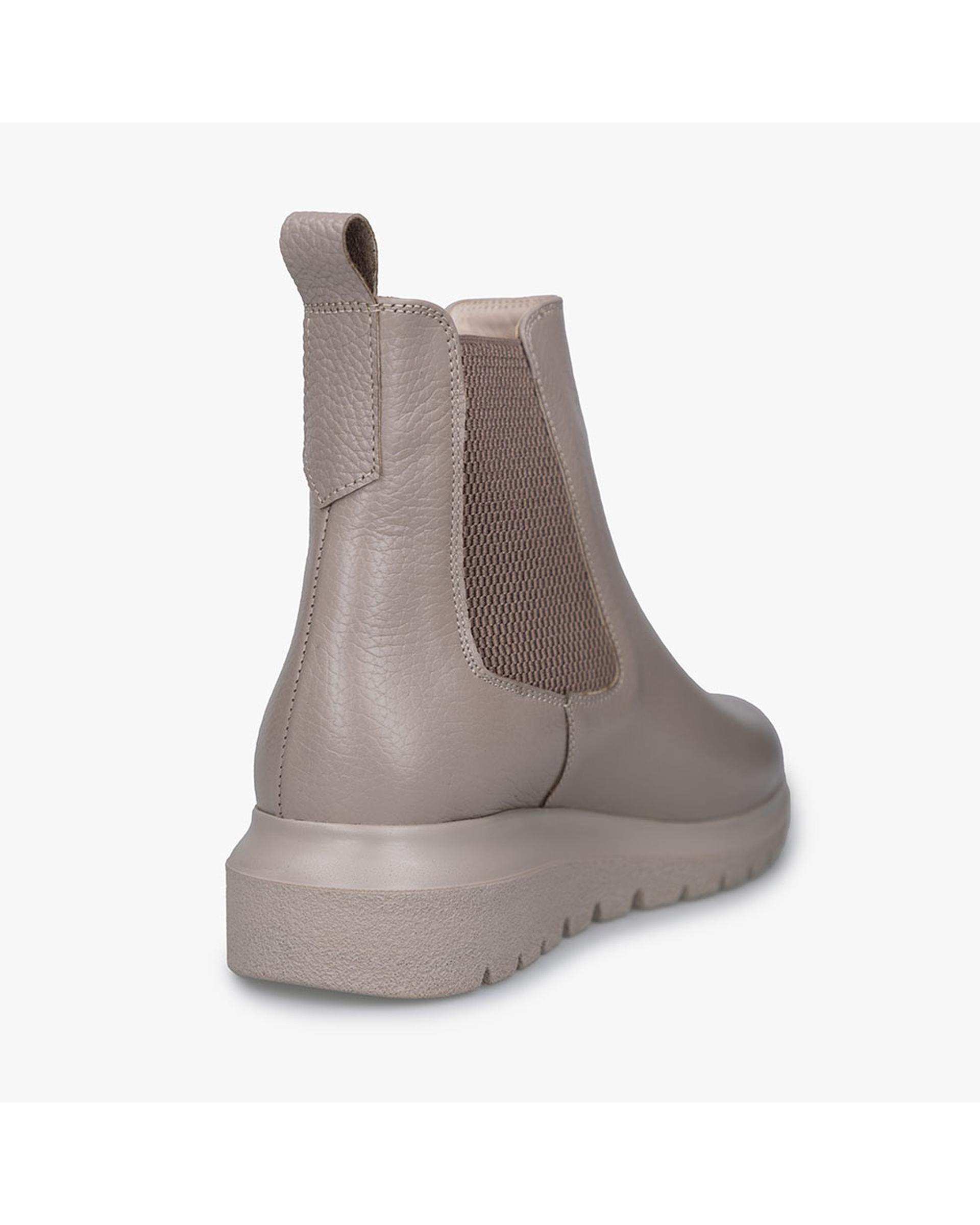 بوت چرم زنانه طبی ویزون برتونیکس Berttonix کد A-4029