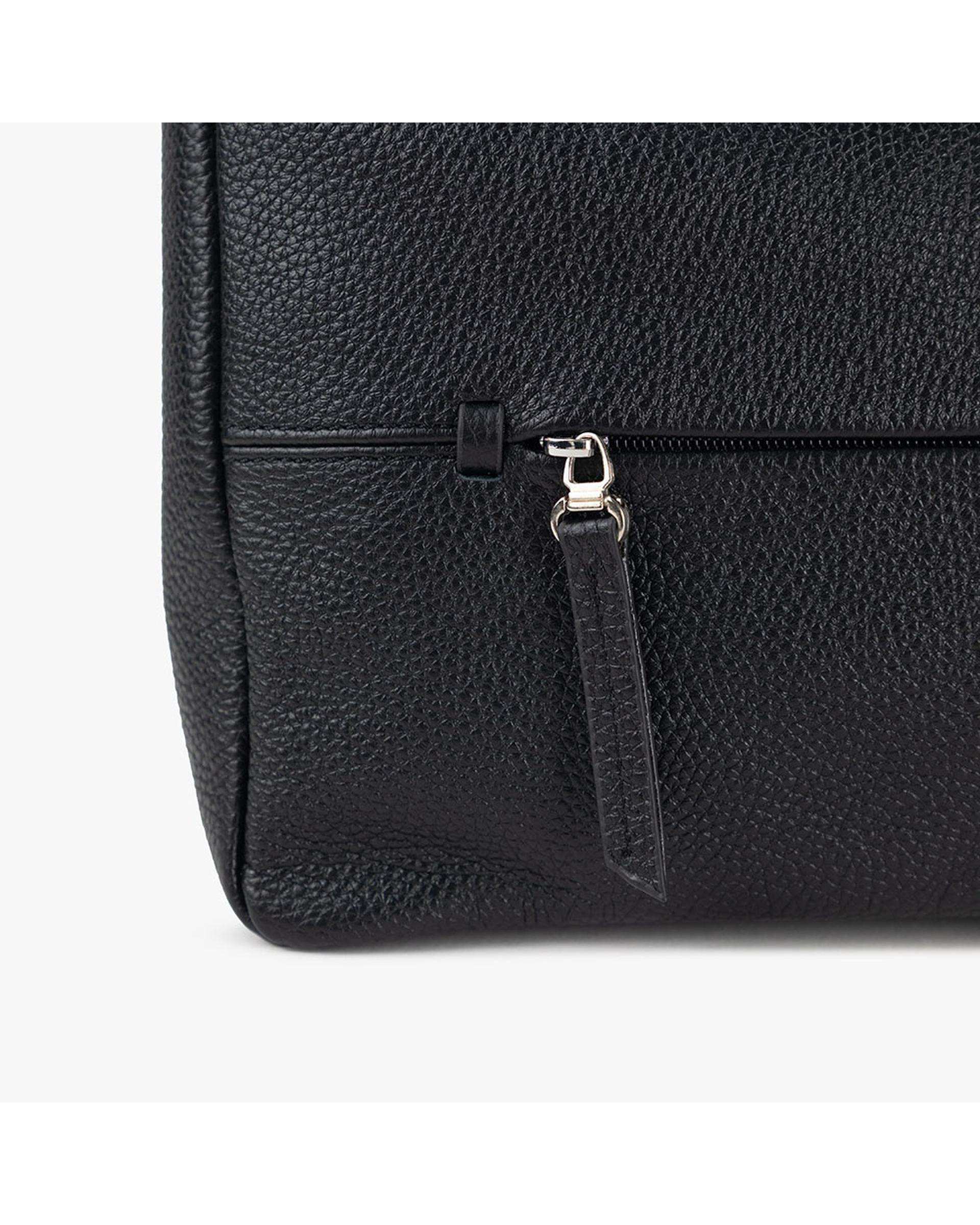 کیف دوشی چرم زنانه مشکی برتونیکس Berttonix کد 4045