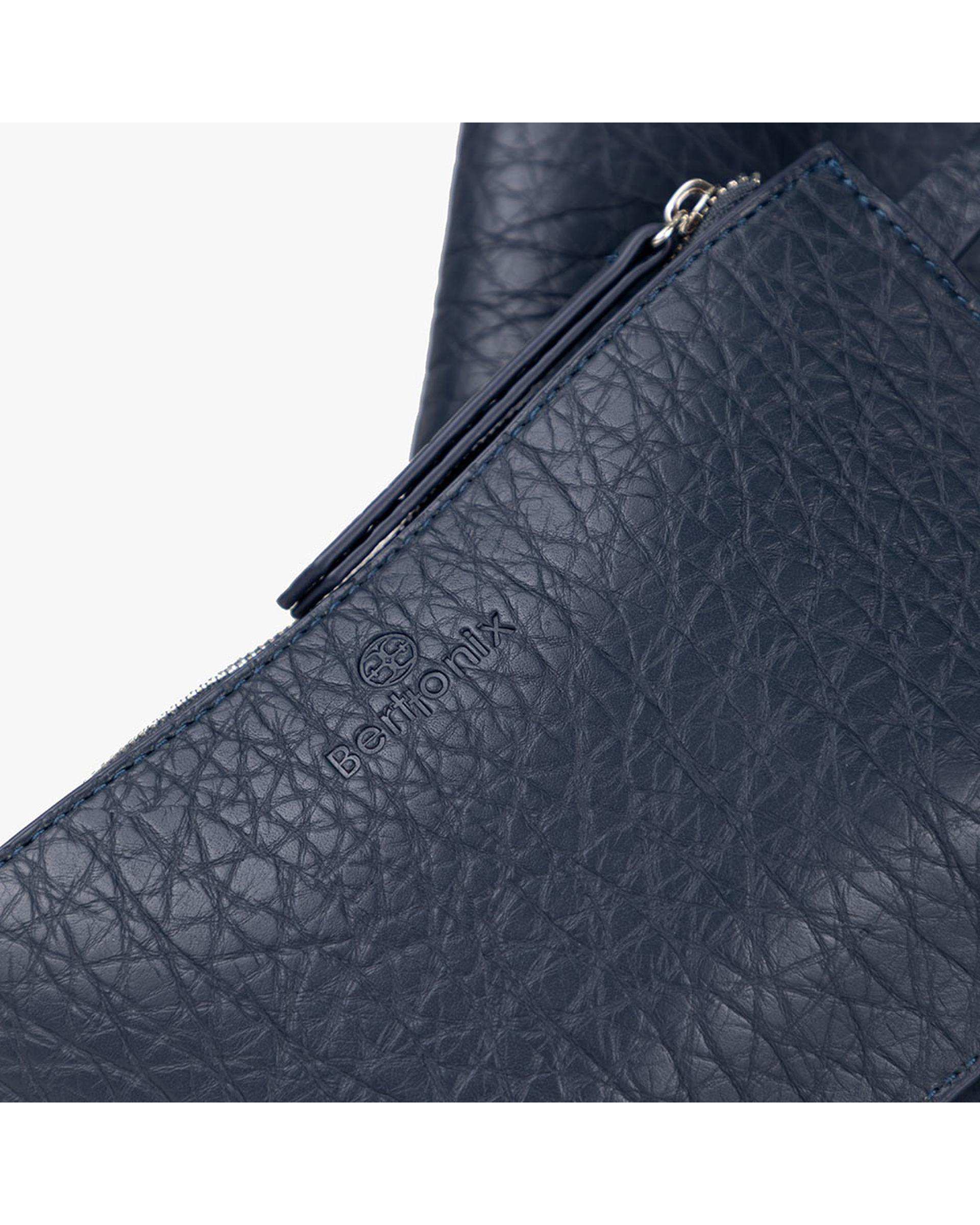 کیف دستی چرم زنانه سرمه ای برتونیکس Berttonix کد R-25001 به همراه جاکارتی