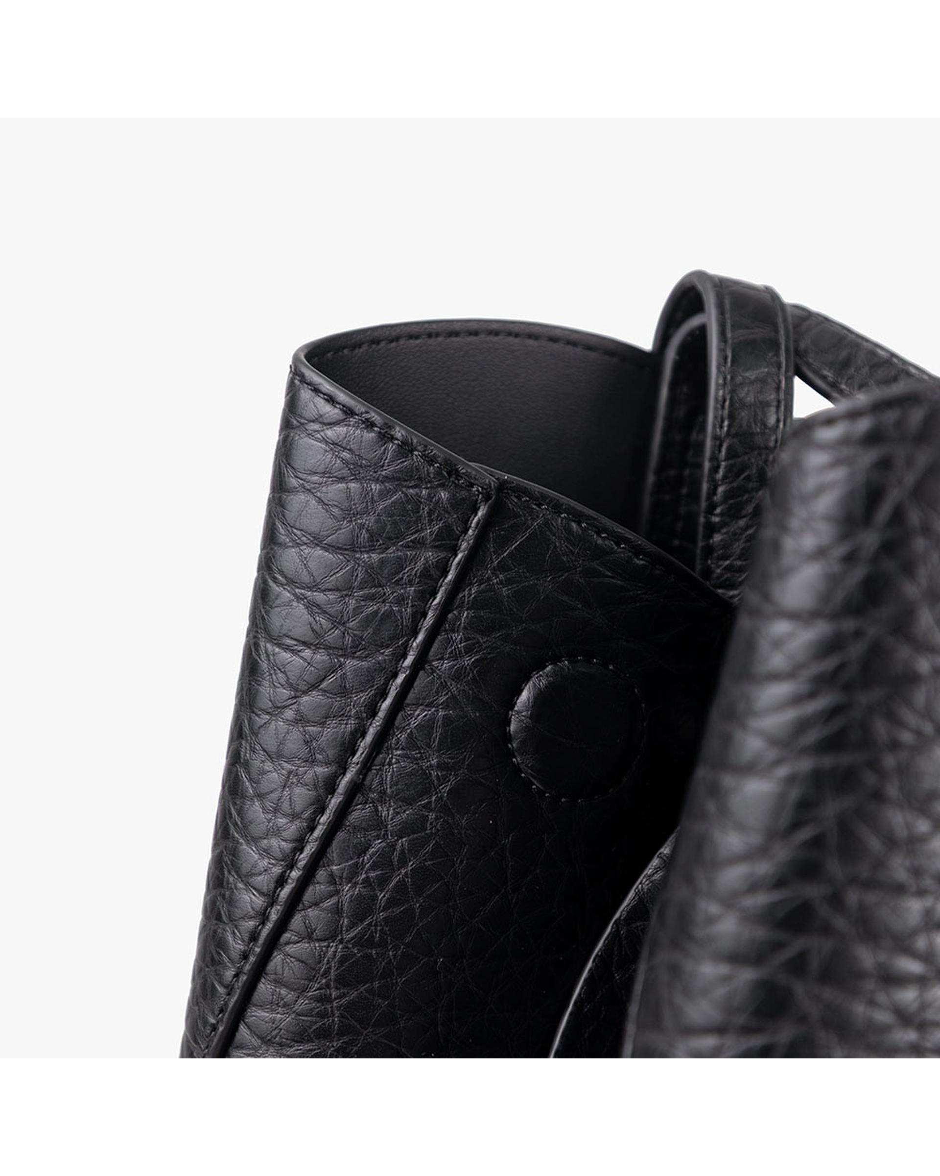 کیف دستی چرم زنانه مشکی برتونیکس Berttonix کد R-25001 به همراه جاکارتی