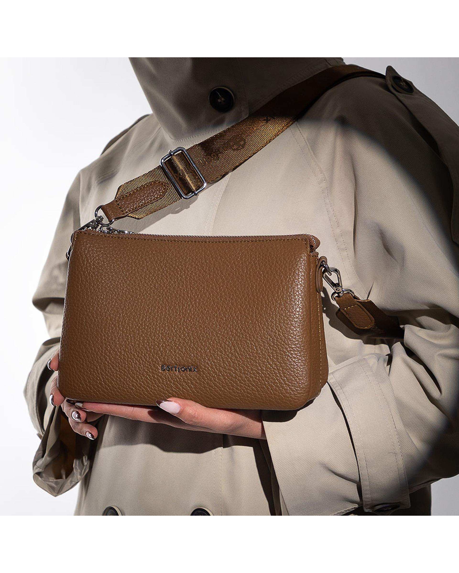 کیف دوشی زنانه قهوه ای برتونیکس Berttonix کد R-25004 به همراه جاکارتی