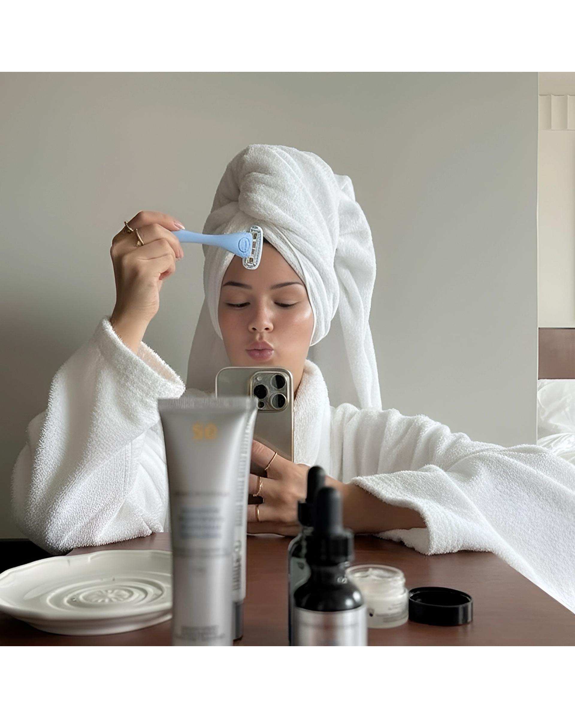 خودتراش زنانه 5 لبه آبی سیلور Silver مدل Gloria5 System دسته با 2 تیغ یدک و هوک نگهدارنده