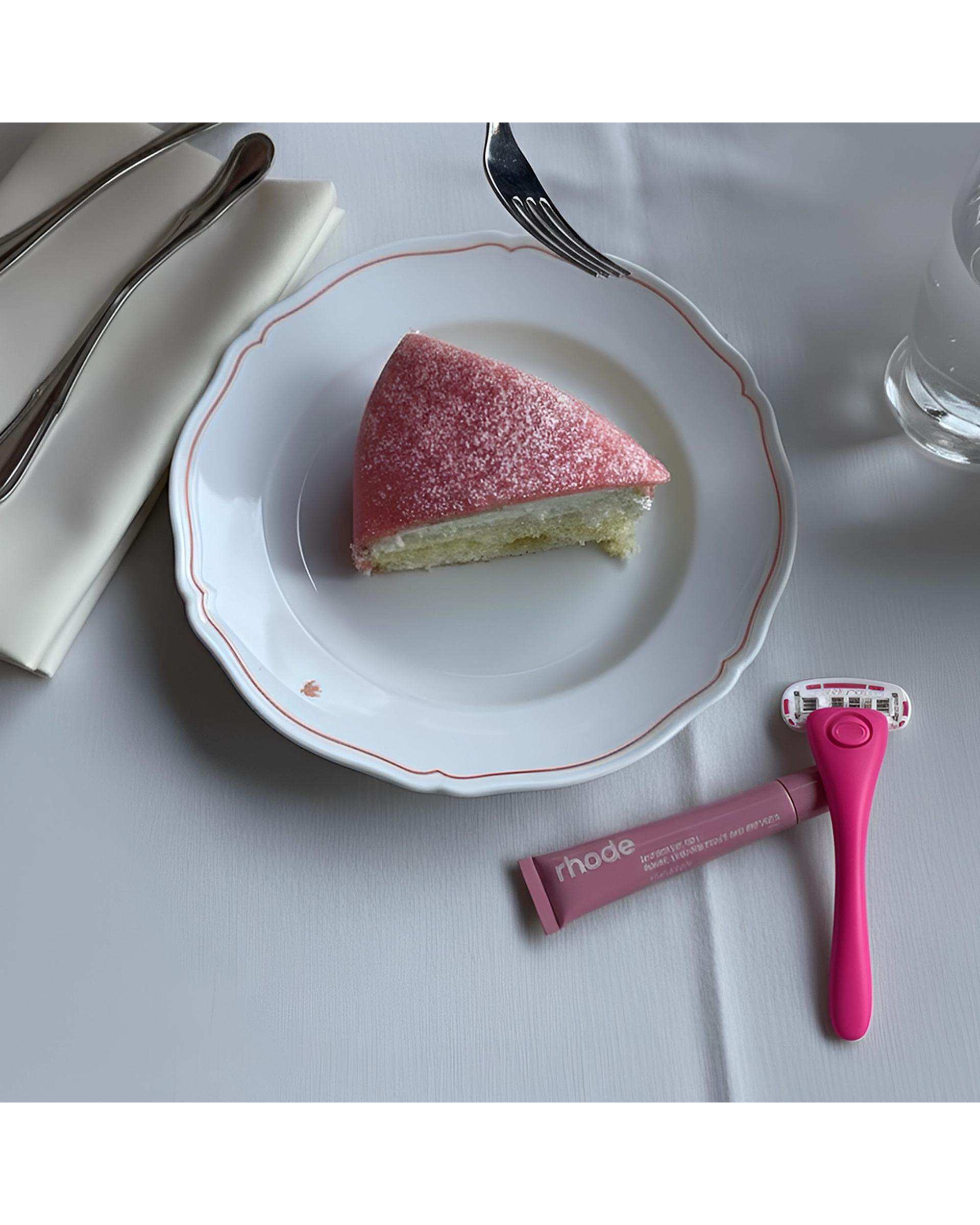 خودتراش زنانه 5 لبه سرخابی سیلور Silver مدل Gloria5 System دسته با 2 تیغ یدک و هوک نگهدارنده