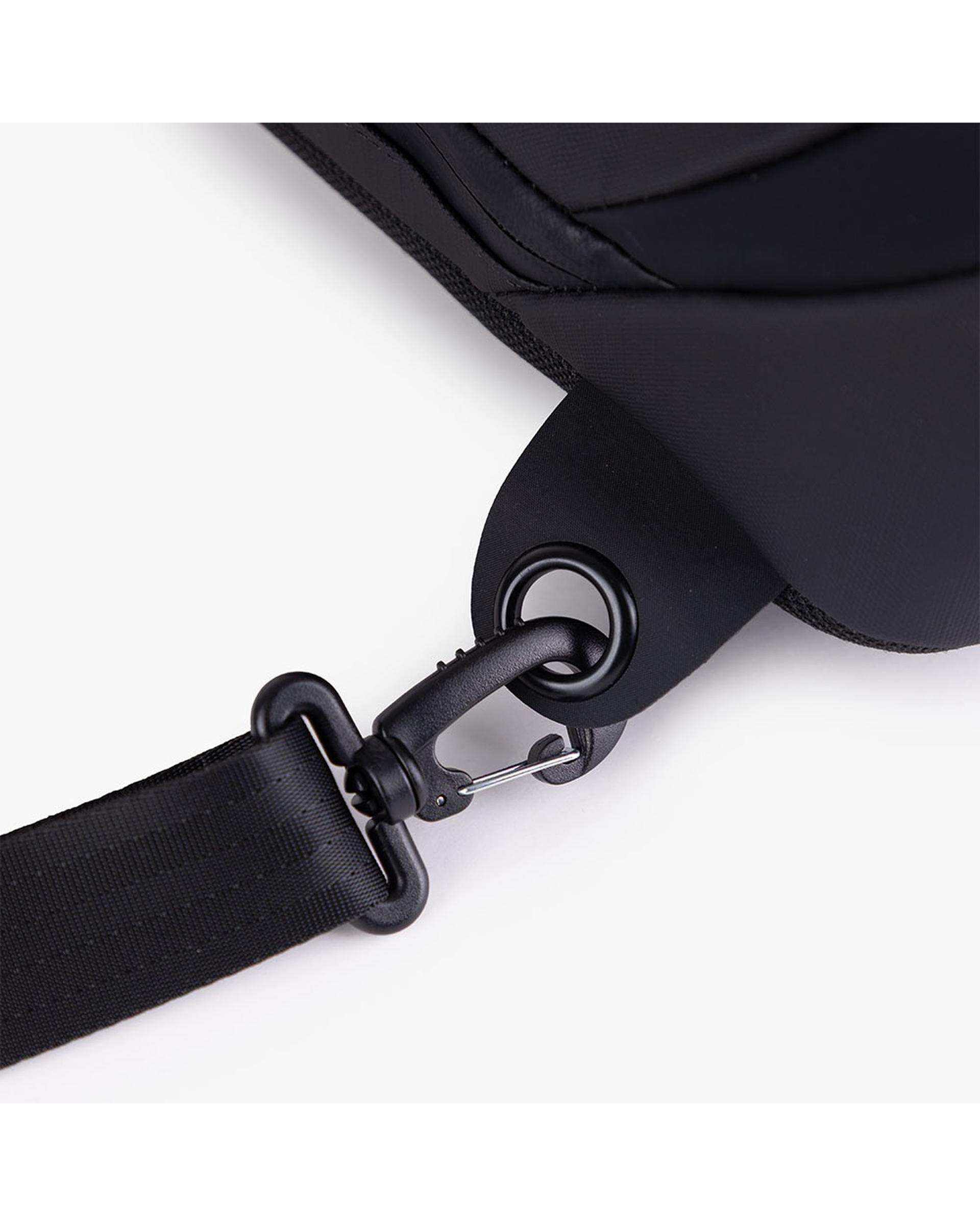 کیف کراس بادی مشکی برتونیکس Berttonix کد R-1060