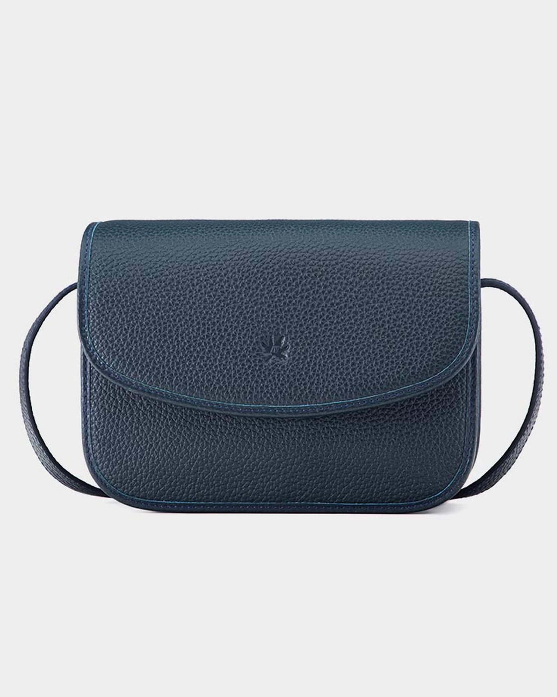 کیف دوشی زنانه سرمه ای نوین چرم Novincharm مدل 1019-1 LHB4701