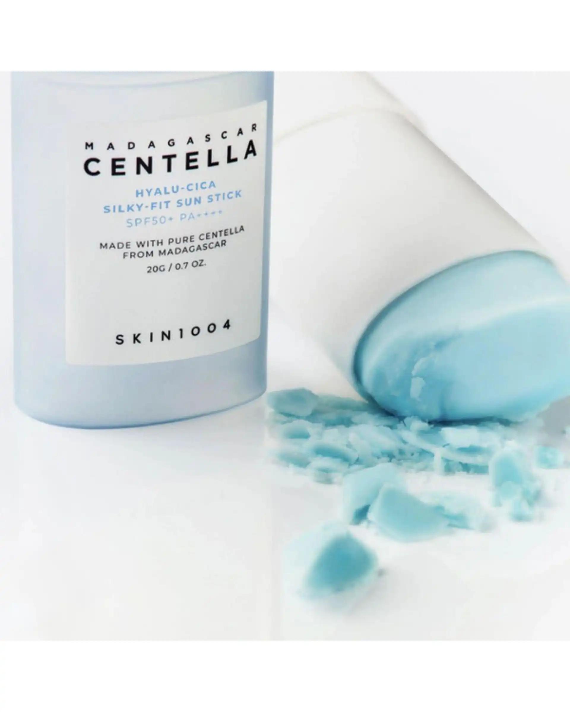 ضد آفتاب استیکی +SPF50 سنتلا اسکین 1004 Skin مدل Hyalu Cica حجم 20ml