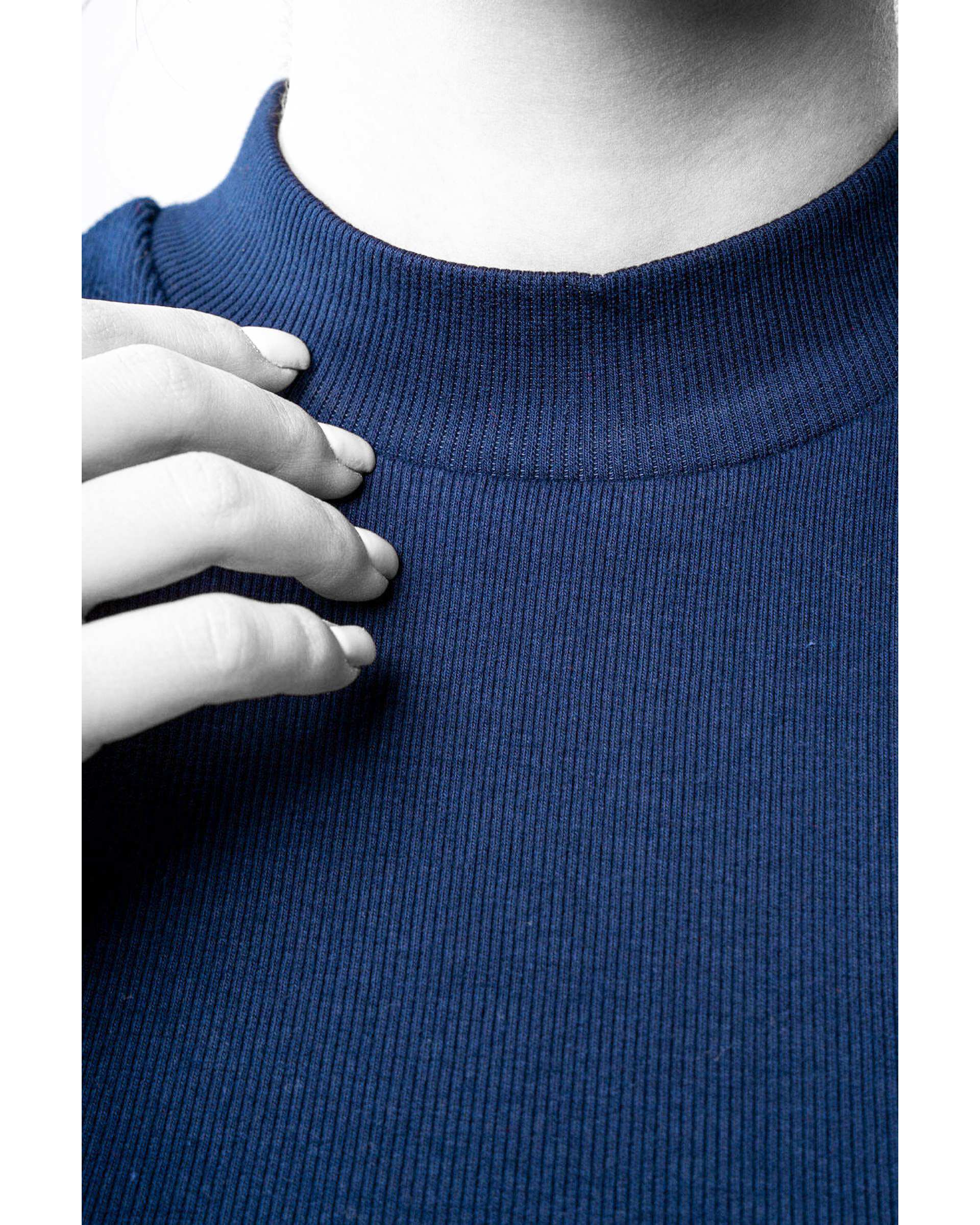 تاپ زنانه کراپ سرمه ای آر ان اس RNS کد 11012702